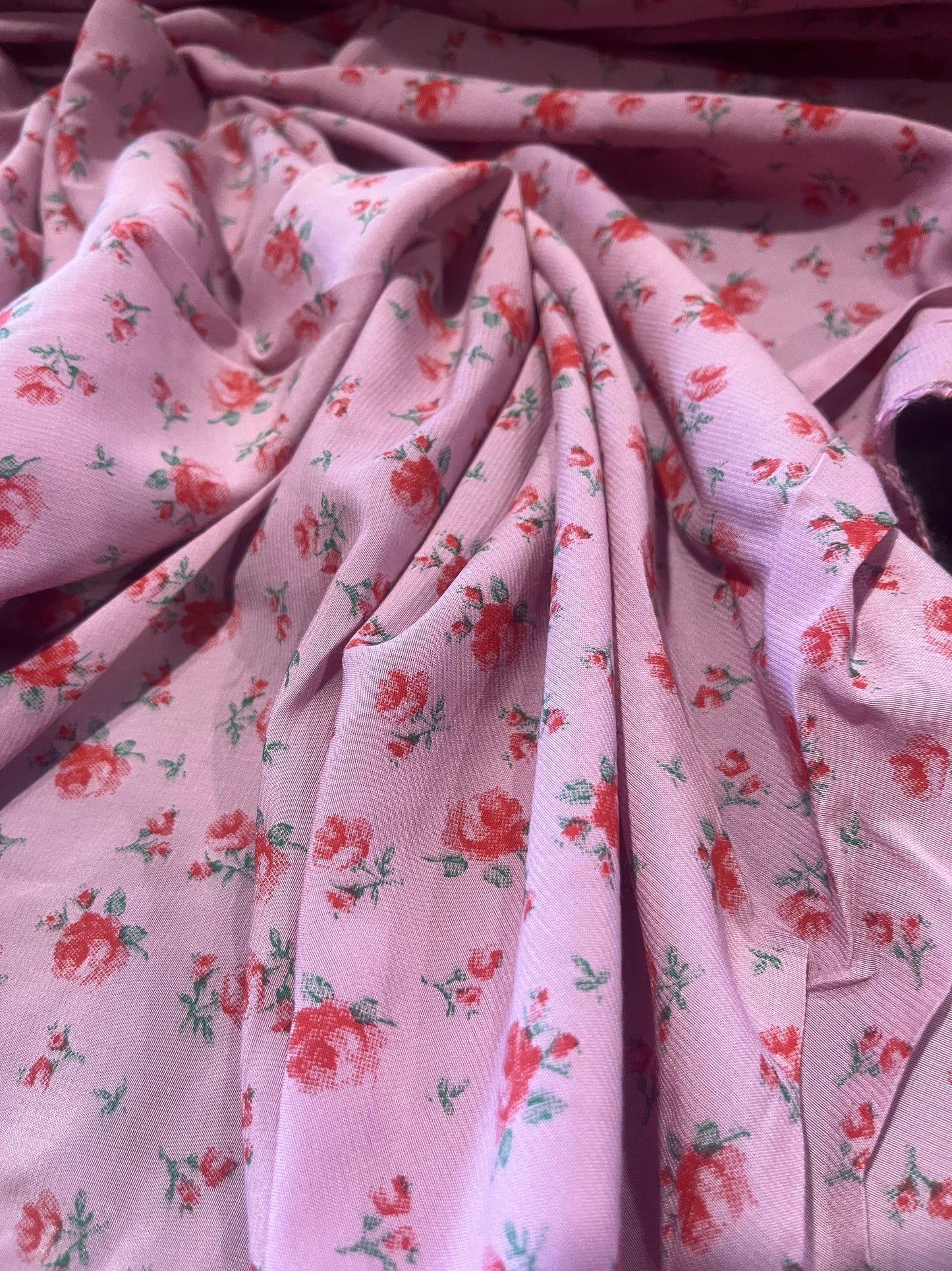 C02 Isidore 006 viscose pink+red flower bouquets