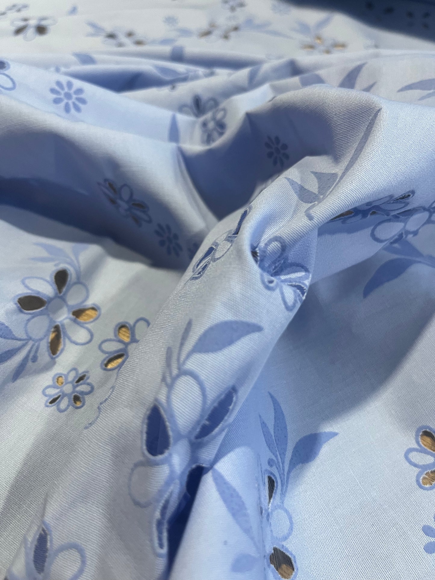 Sangallo cotton stretch lasercut+puff print design 1 blue