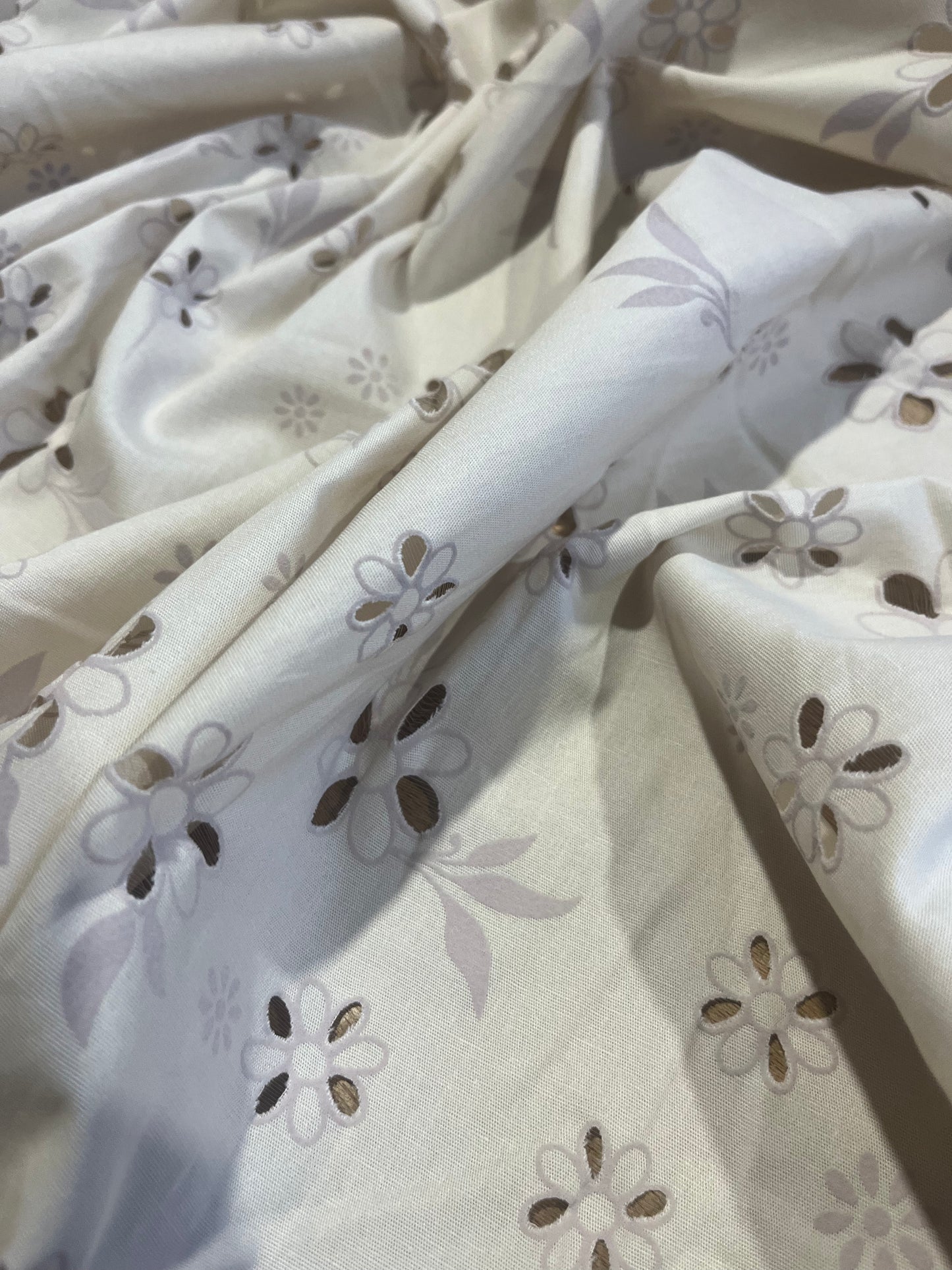 Sangallo cotton stretch lasercut+puff print design 1 sand