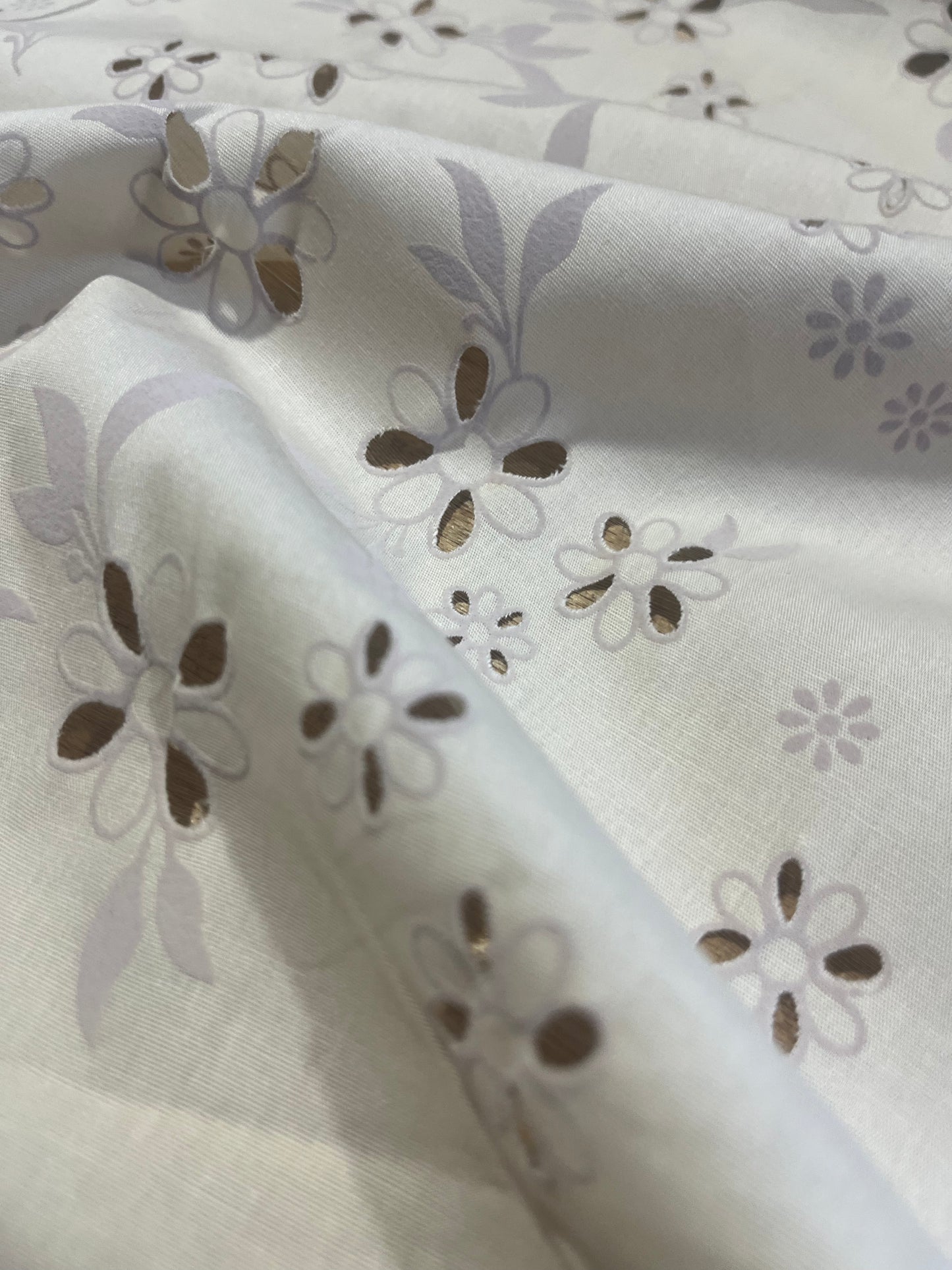 Sangallo cotton stretch lasercut+puff print design 1 sand