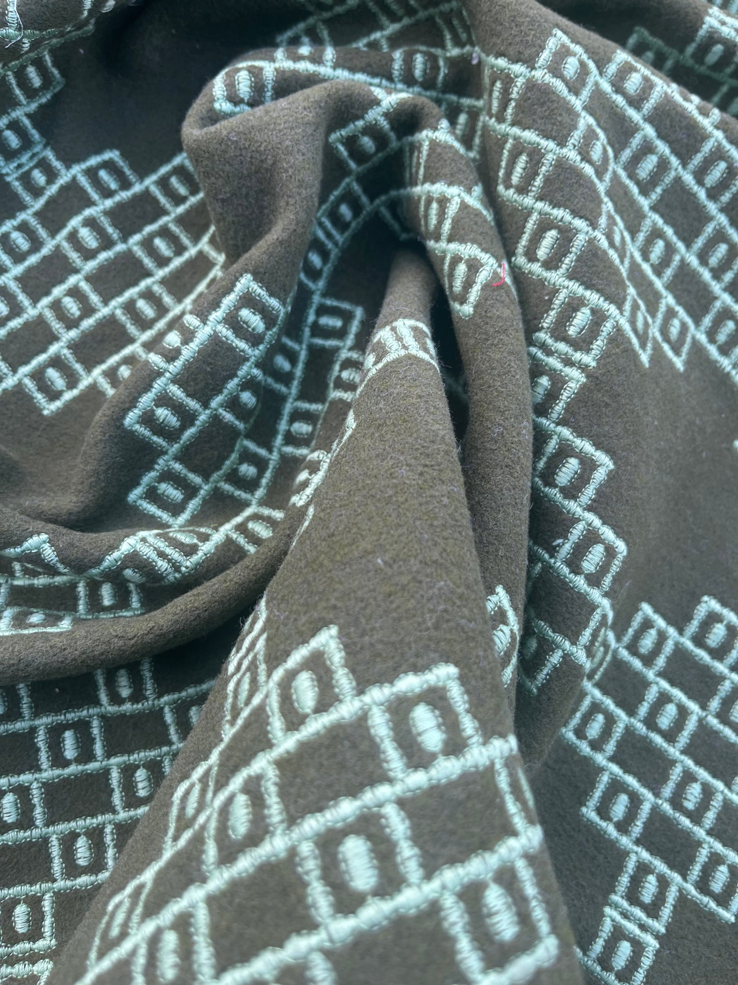 HERA 016 wool jacquard olive/mint