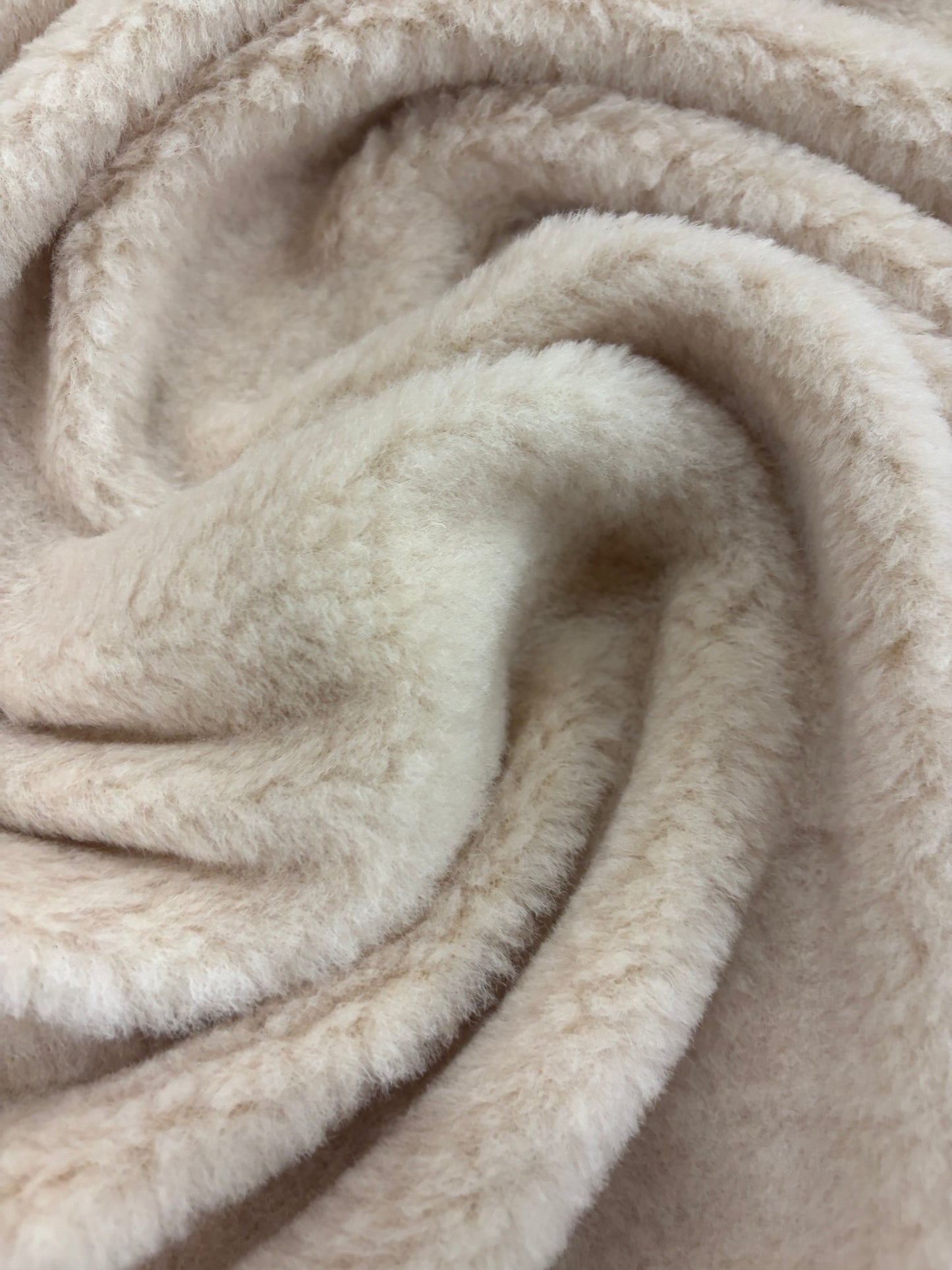 RHINO 010 heavy wool jersey bouclette ecru