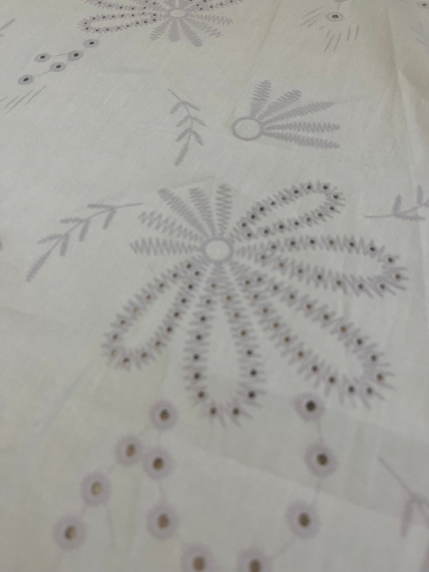 Sangallo cotton stretch lasercut+puff print design 2 sand