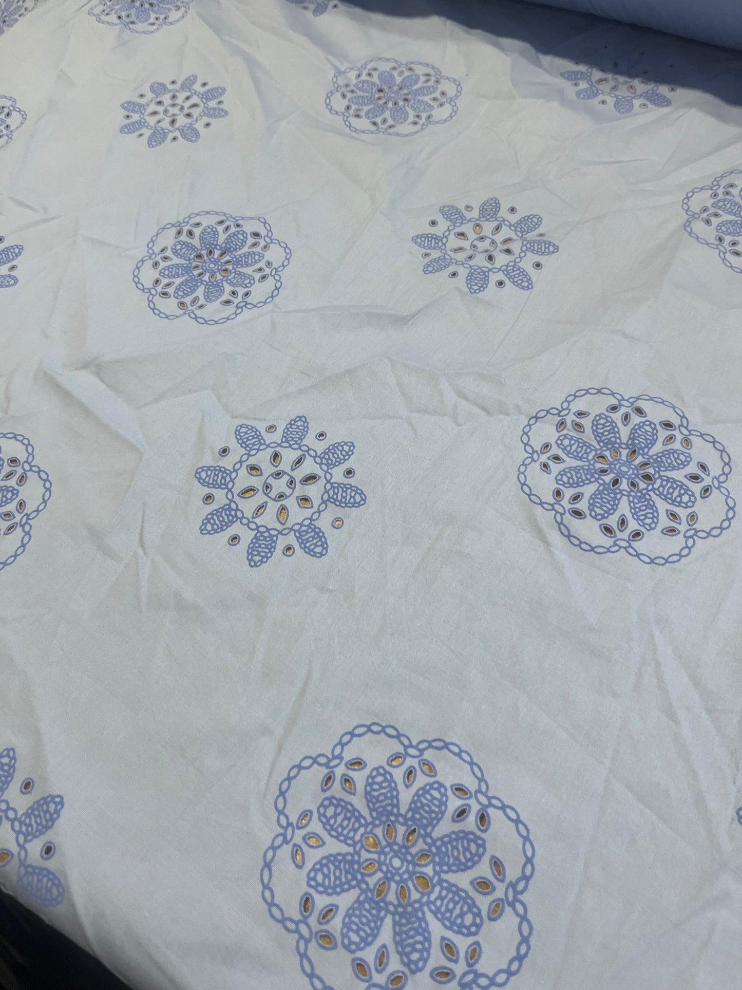 Sangallo cotton stretch lasercut+puff print design 3 blue