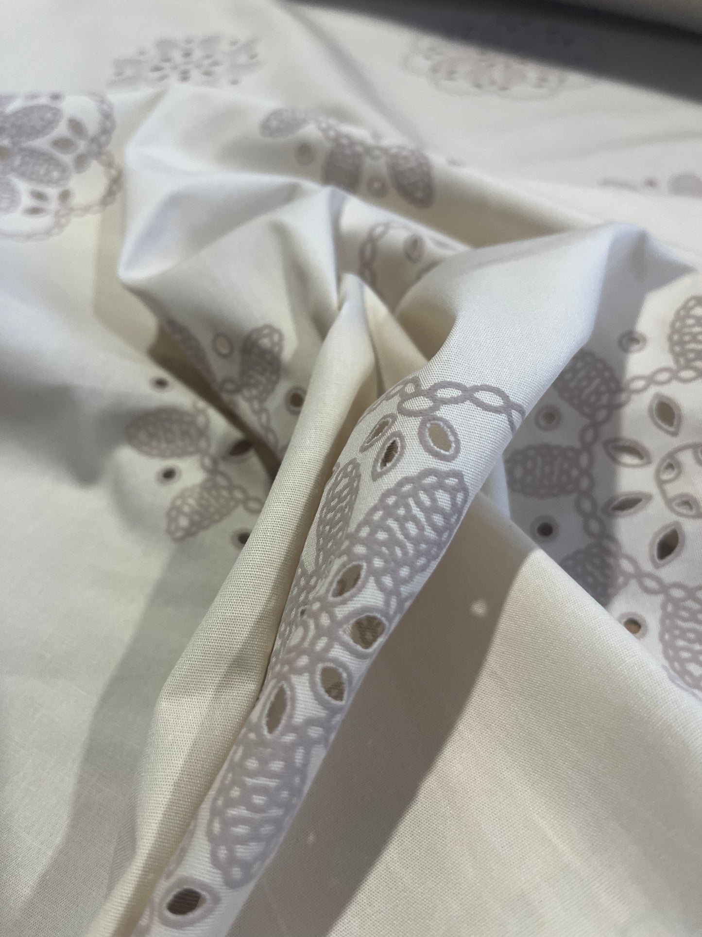 H02 Sangallo cotton stretch lasercut+puff print design 3 sand