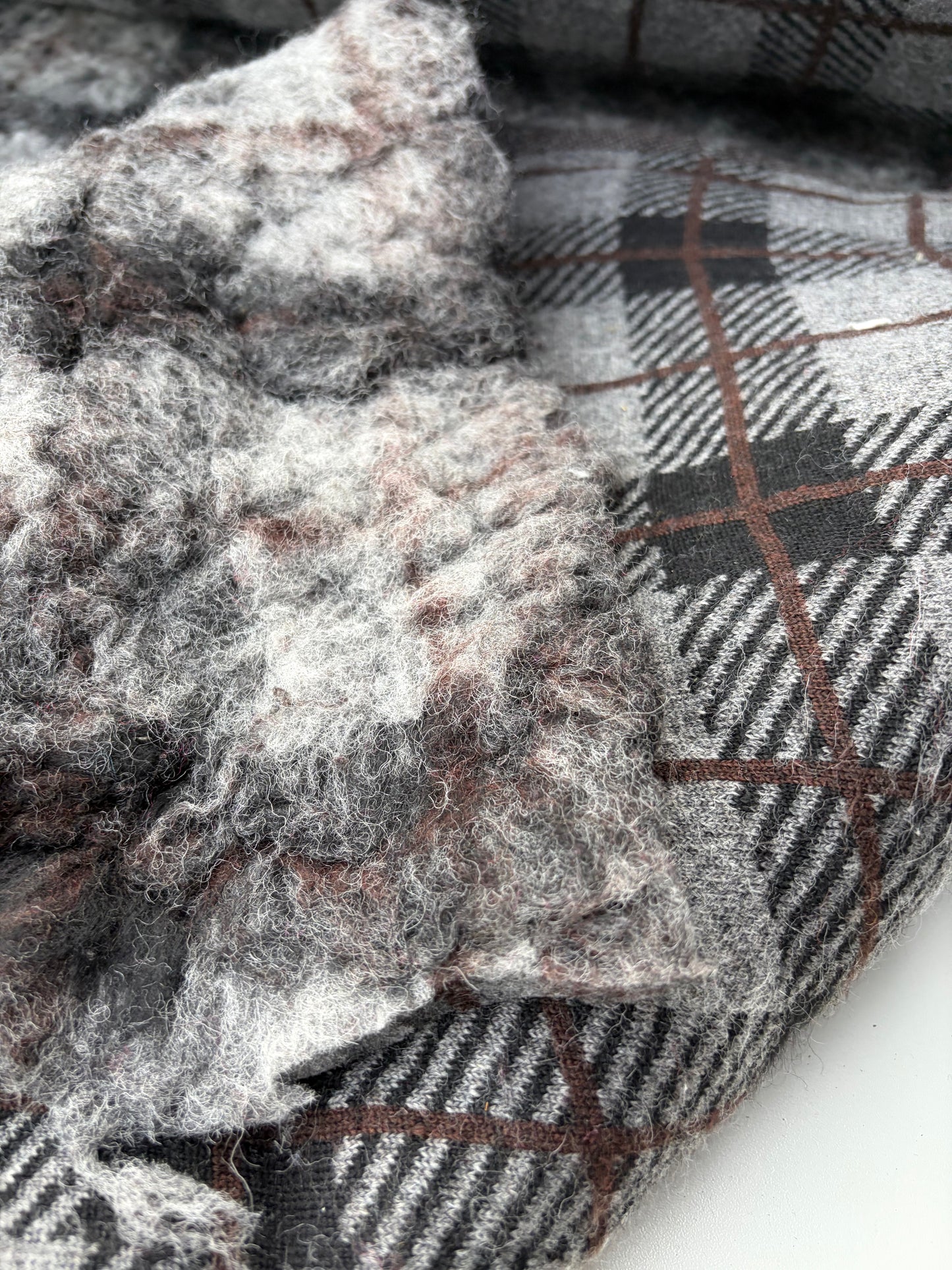 WILD WOOL 002 grey checkered heavy boiled wool