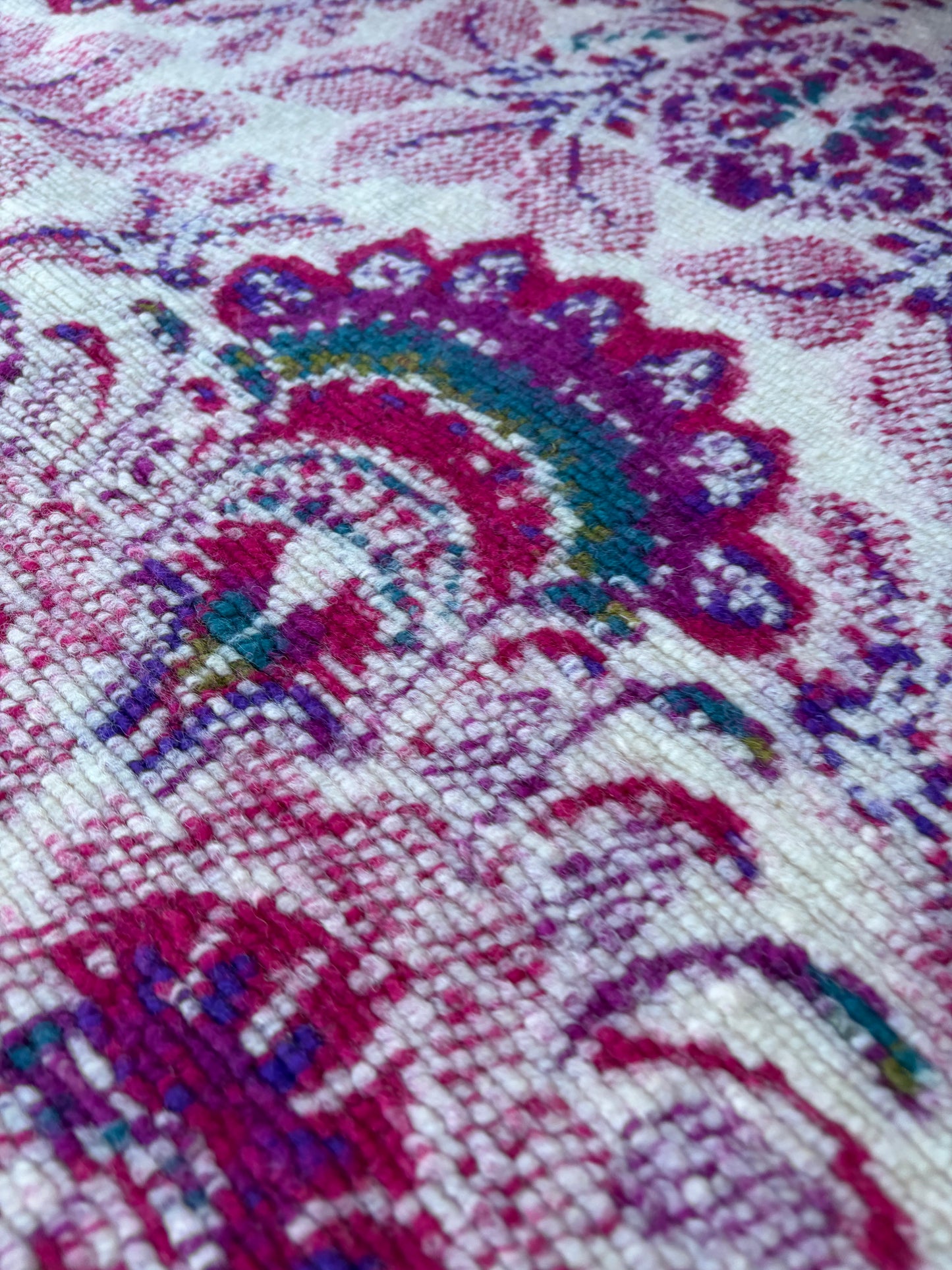 WILD WOOL 028 ecru/mauve/fuchsia cashemere heavy boiled wool