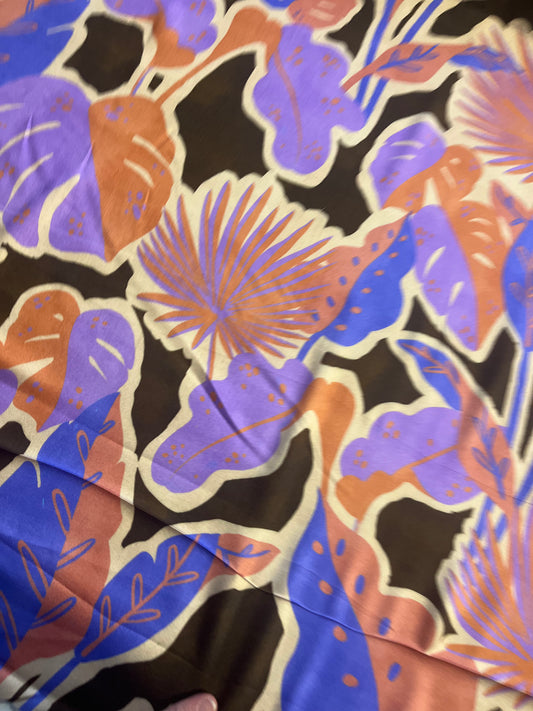 XII 062 satin viscose jungle print lilac/pink/brown