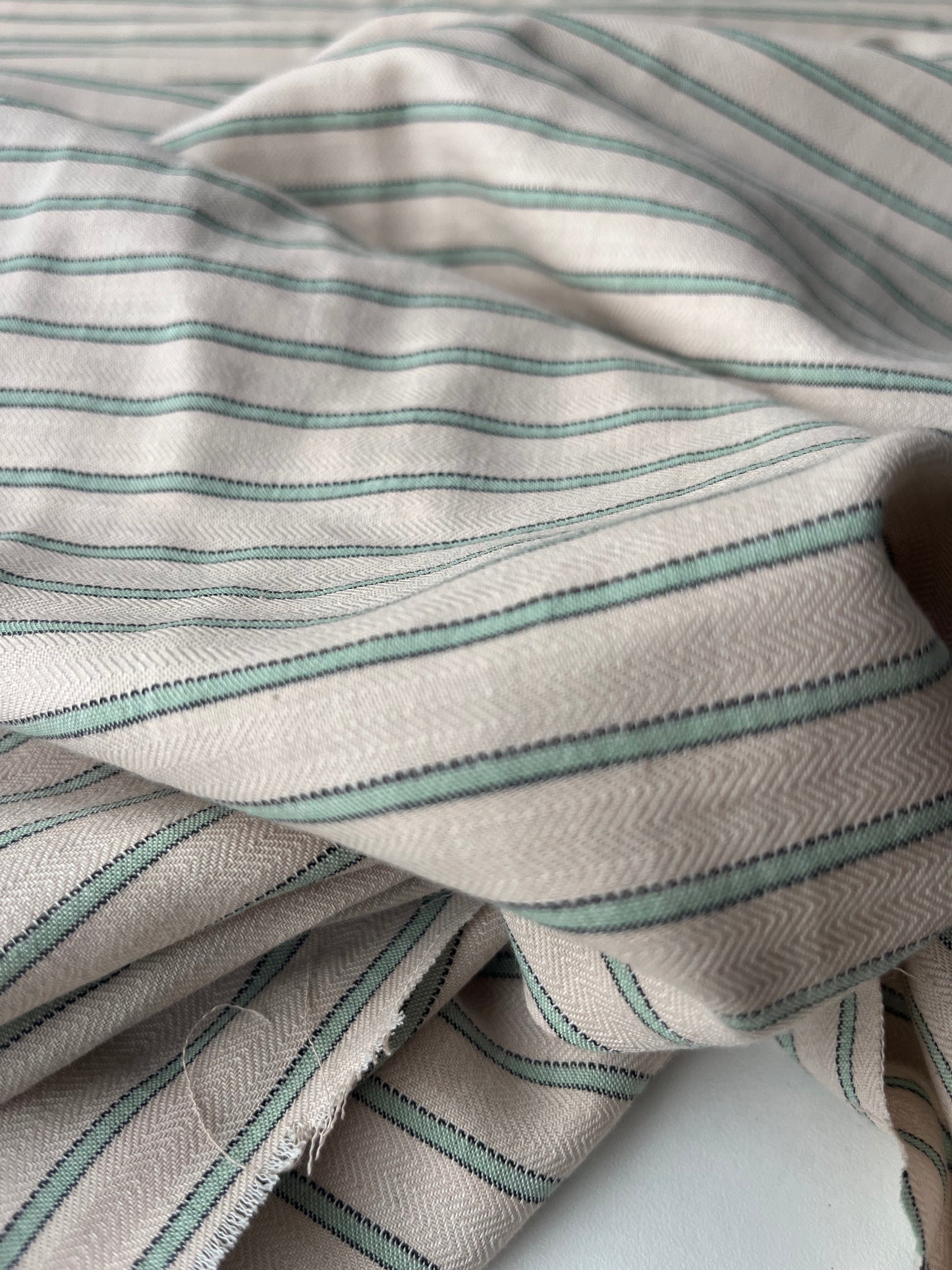 JUNO 011 Gauze stripes ecru/green