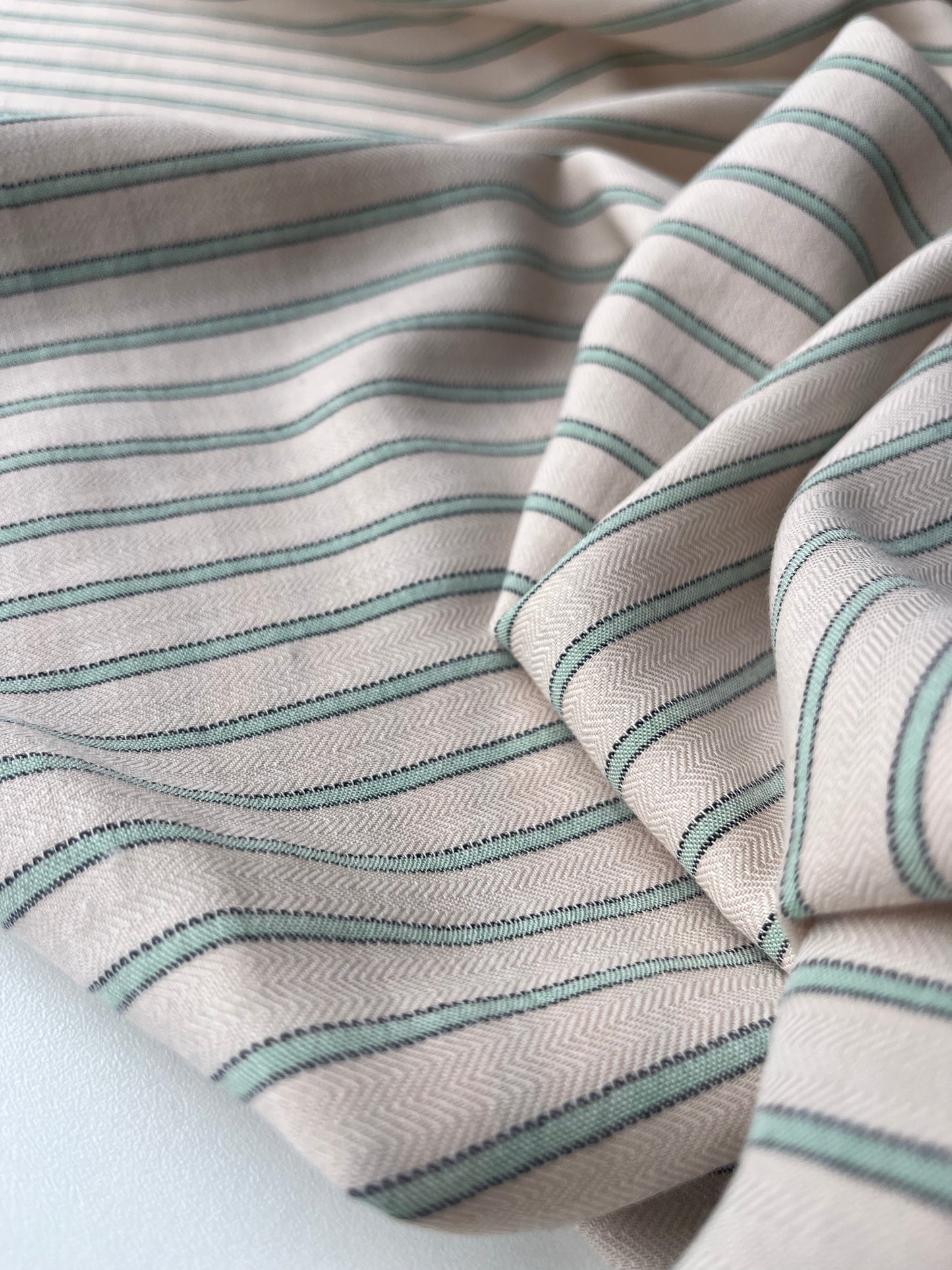 JUNO 011 Gauze stripes ecru/green