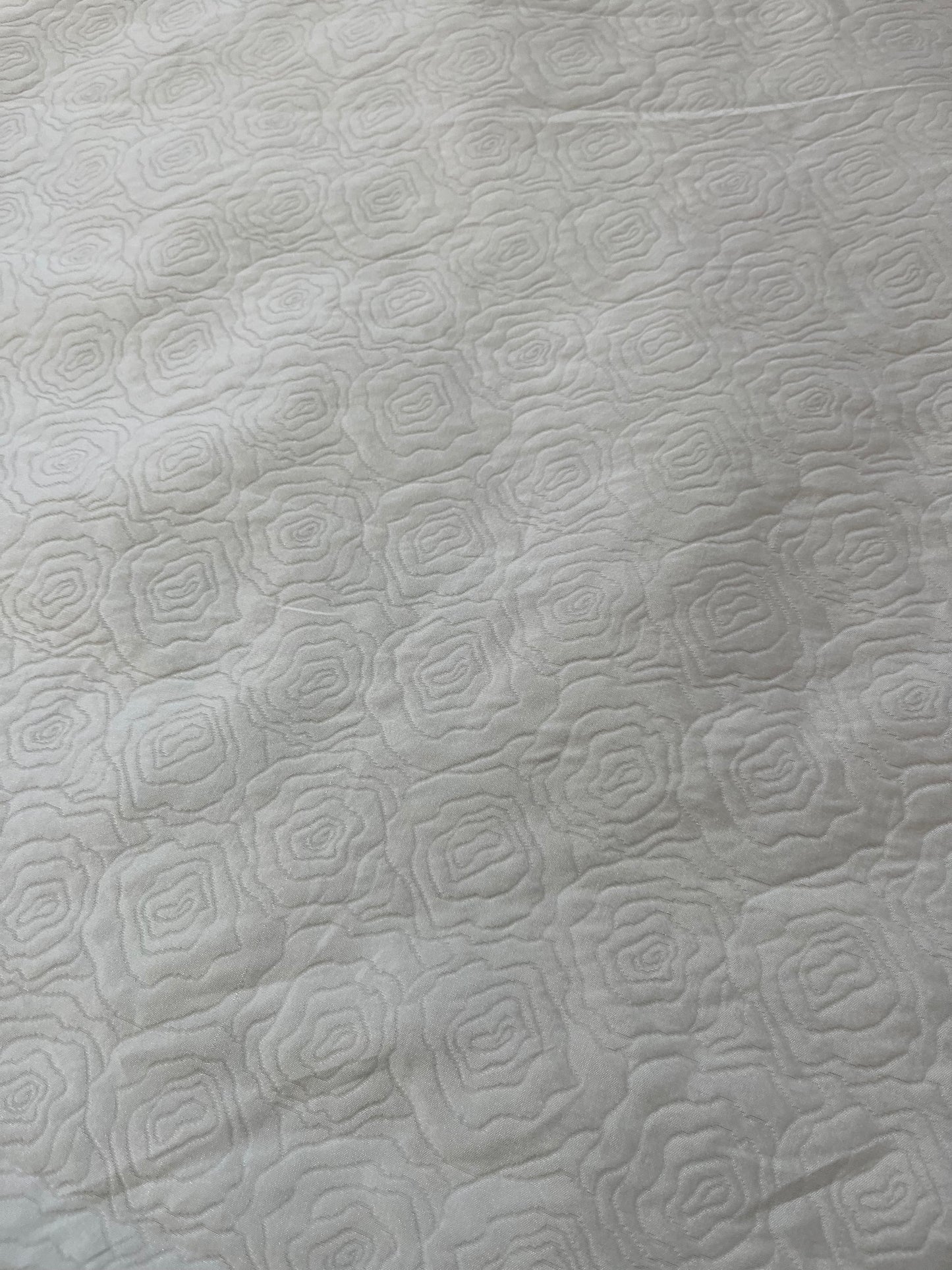 Shiny jacquard white Marcellin 008 G01