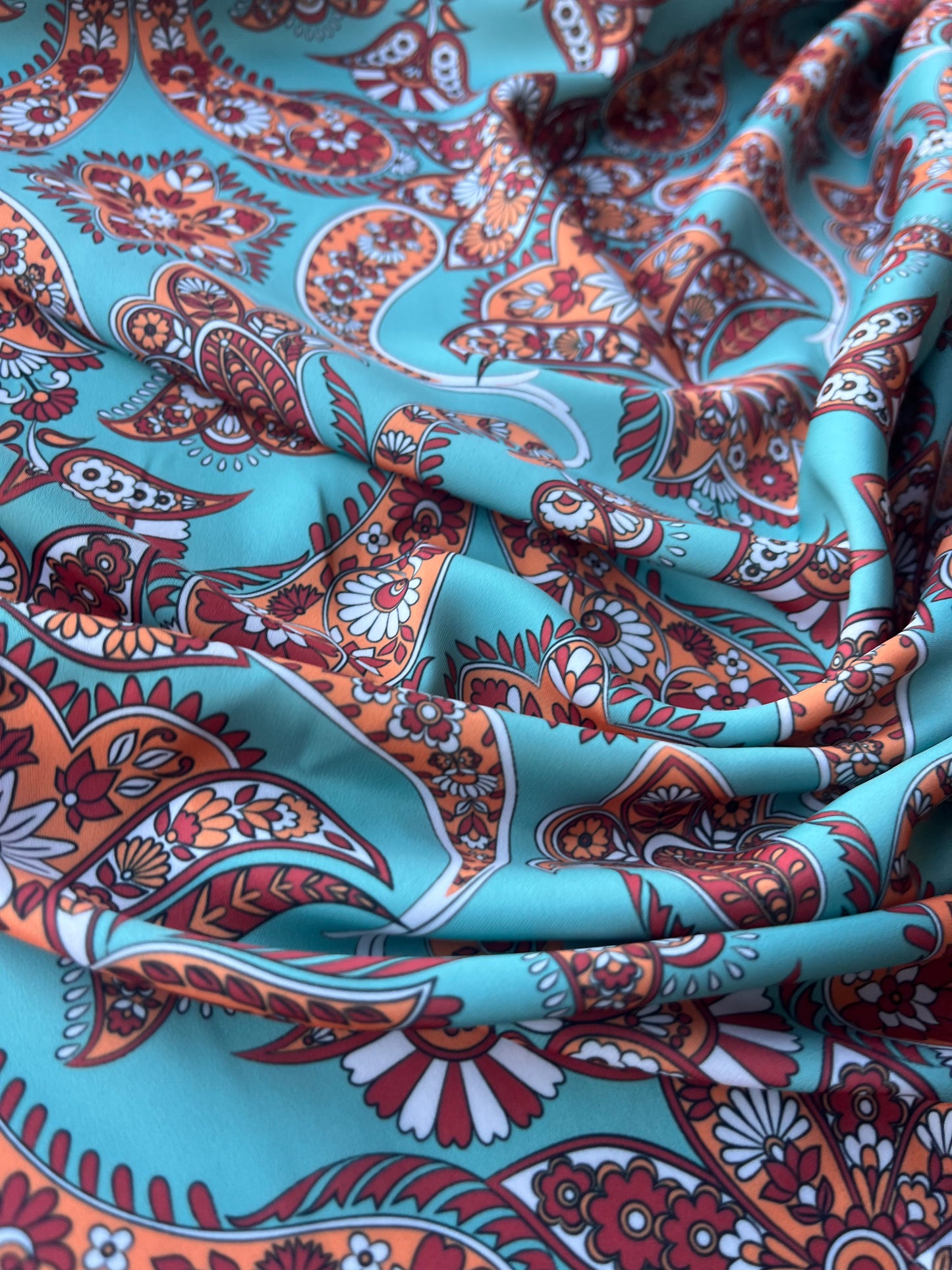 JUNO 048 silky satin vintage paisley digital