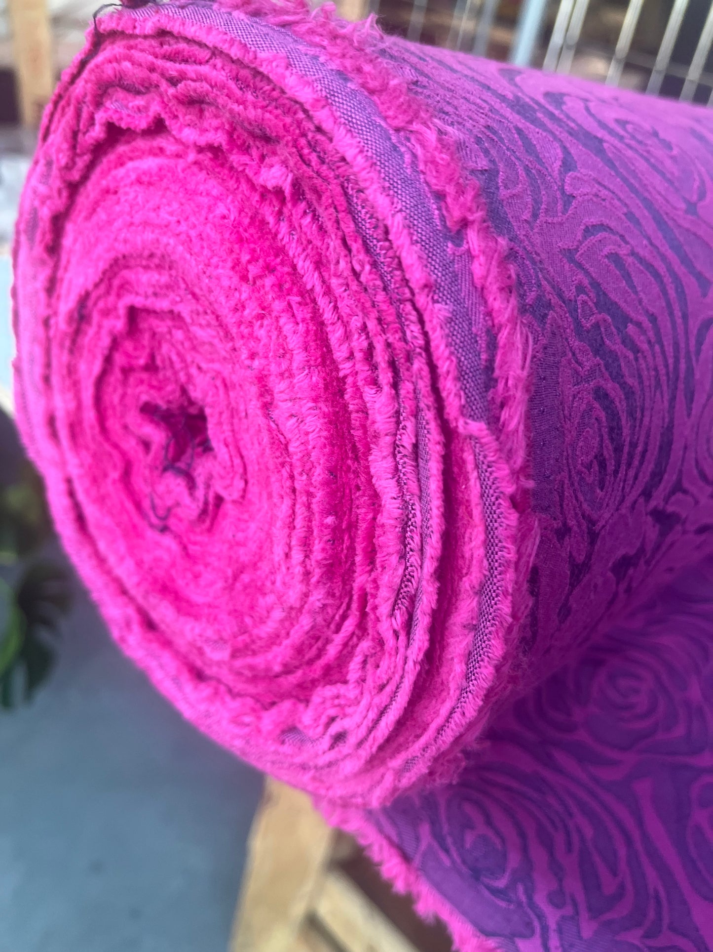 TINA 007 cotton stretch jacquard sfuchsia/navy roses