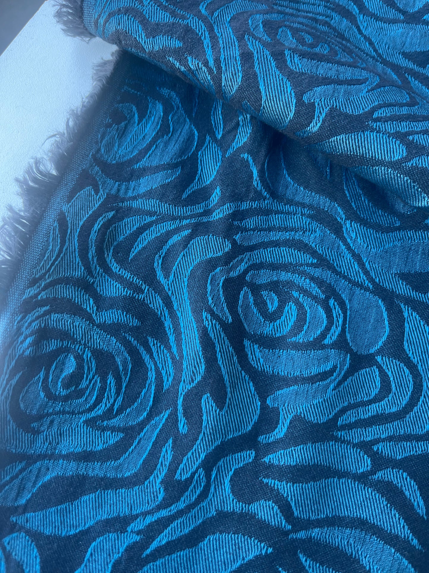 TINA 012 cotton stretch jacquard petrol/black roses