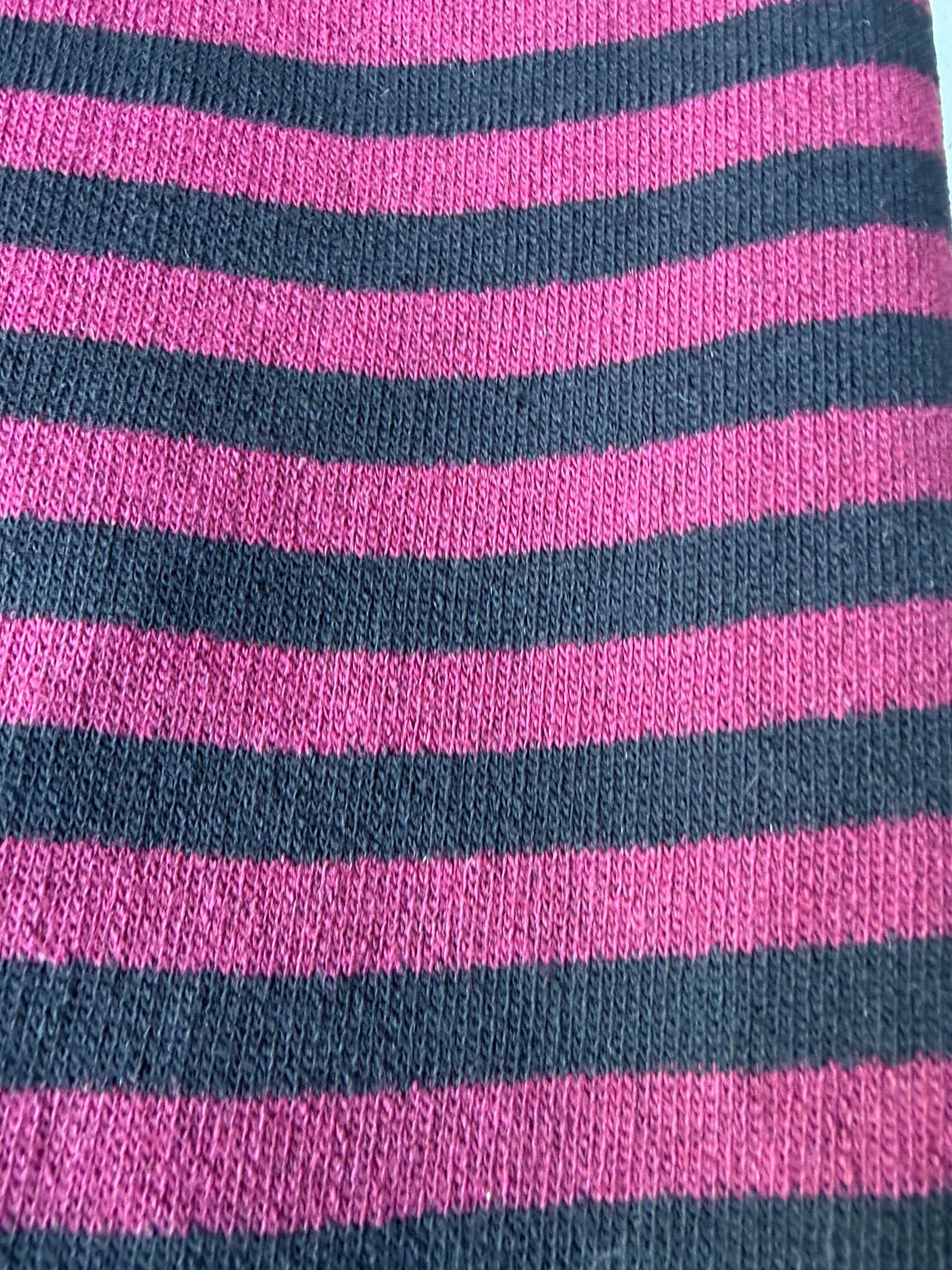 BILLY 011 Black/wine striped French Terry