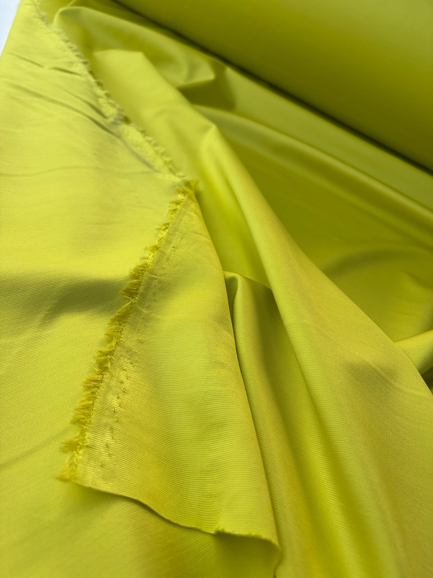 AMI 051 tight polyamide jersey bright yellow
