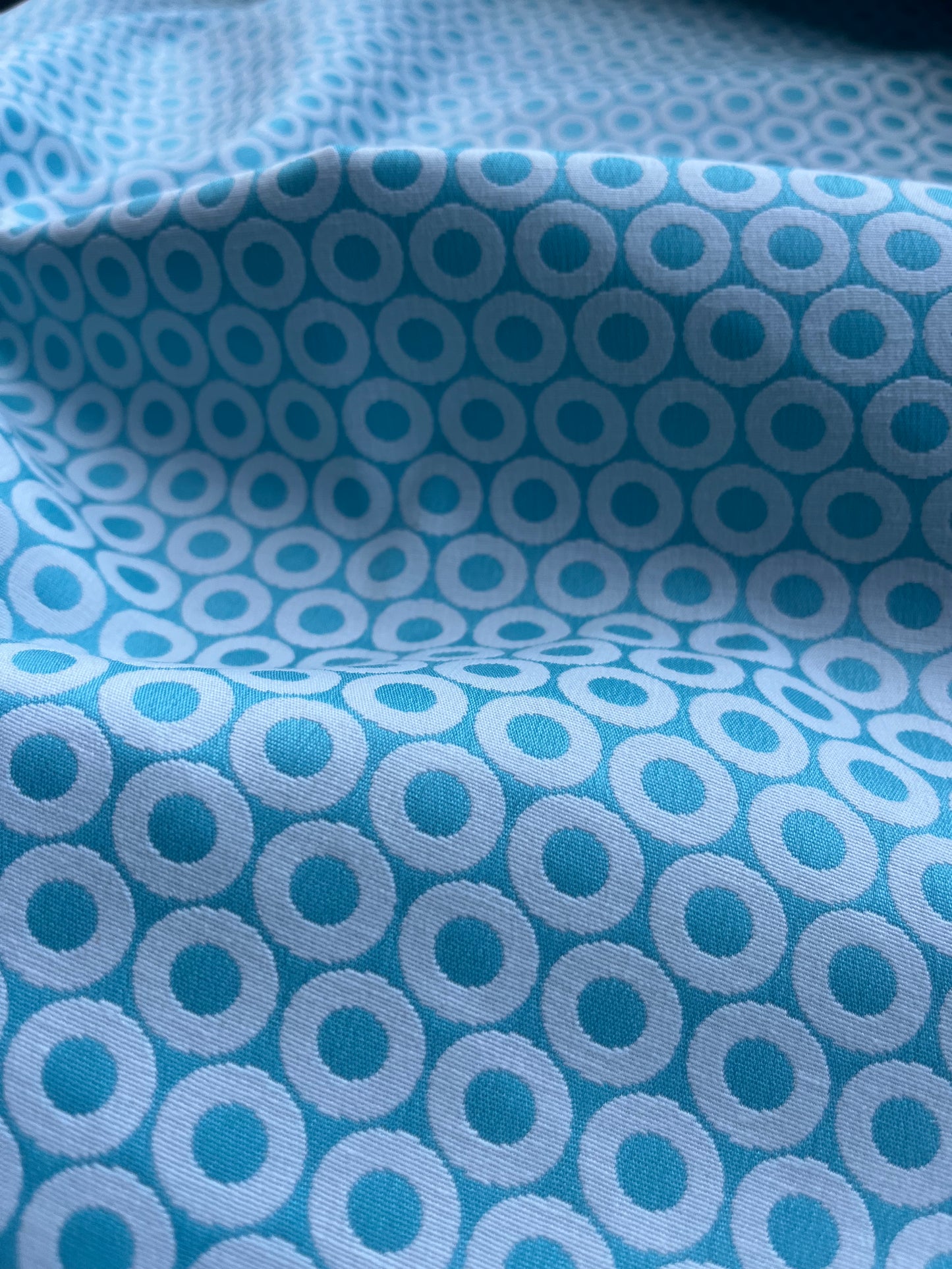 Jacques 011 cotton stretch jacquard petrol/white circles
