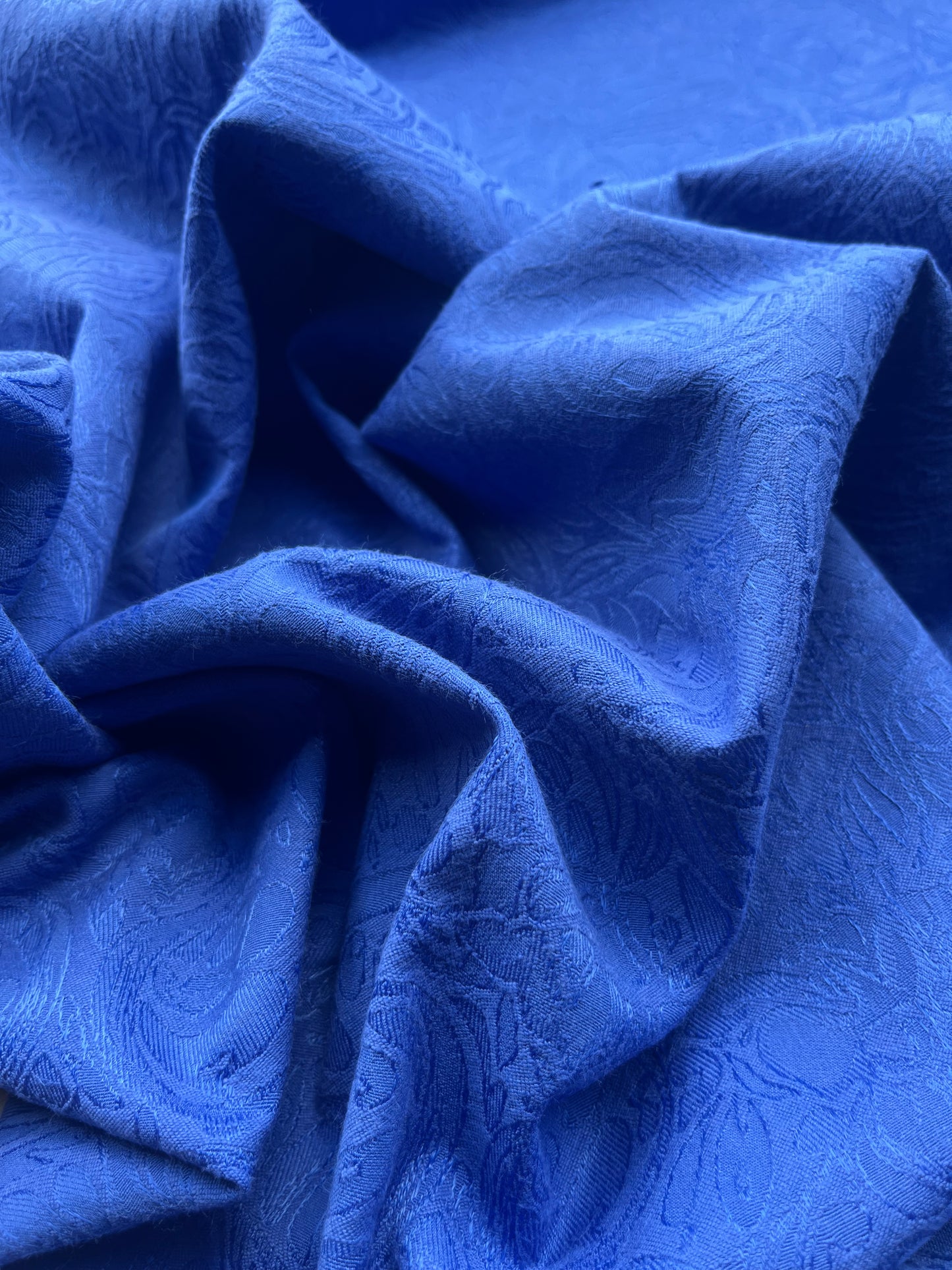Jacques 014 cotton stretch jacquard electric blue flowers