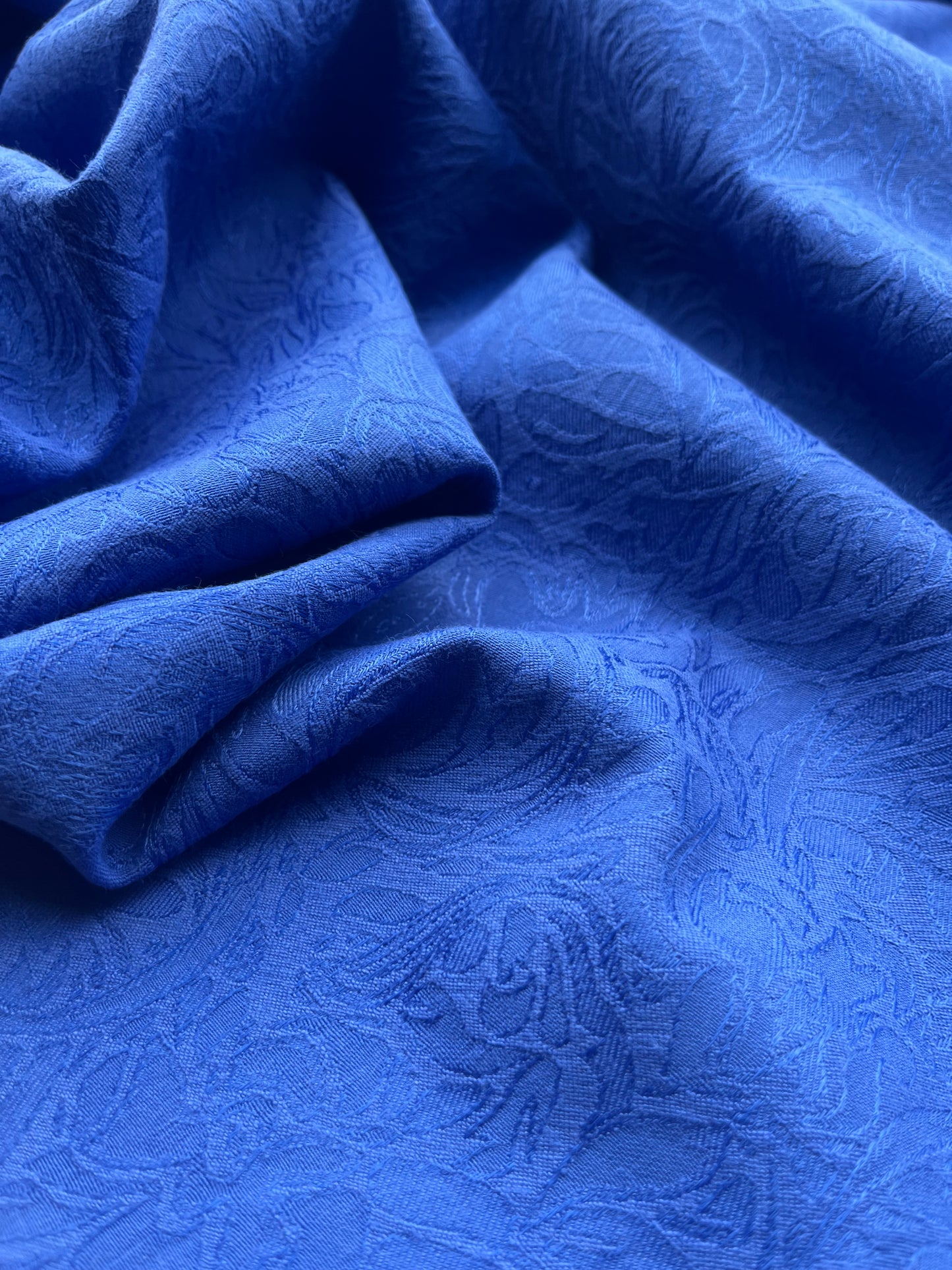 Jacques 014 cotton stretch jacquard electric blue flowers