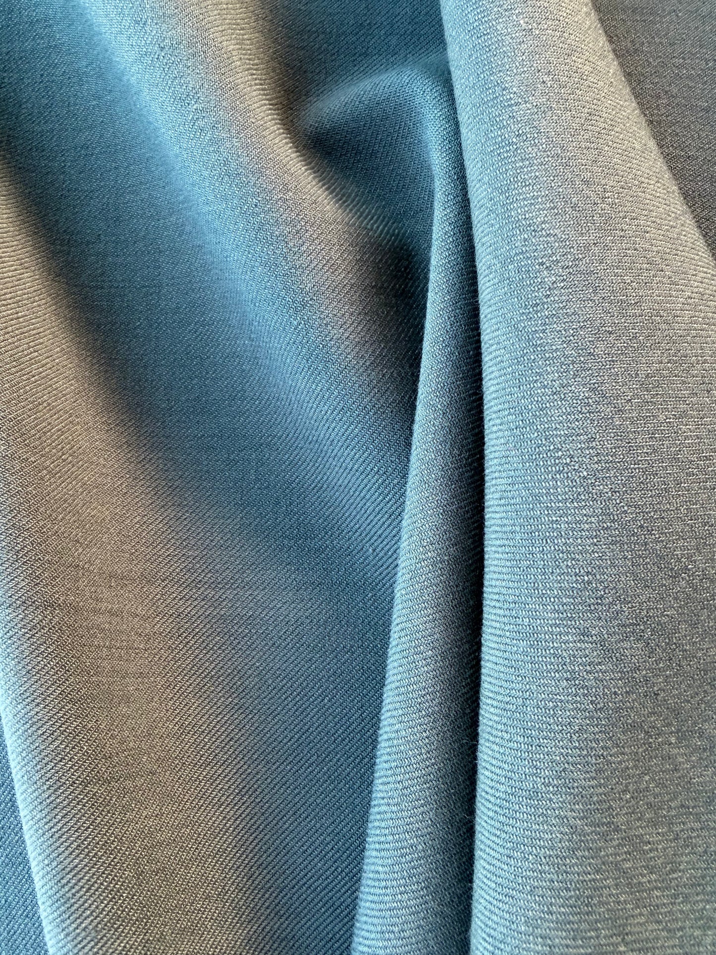 LORO 020 forest green twill wool bi-stretch