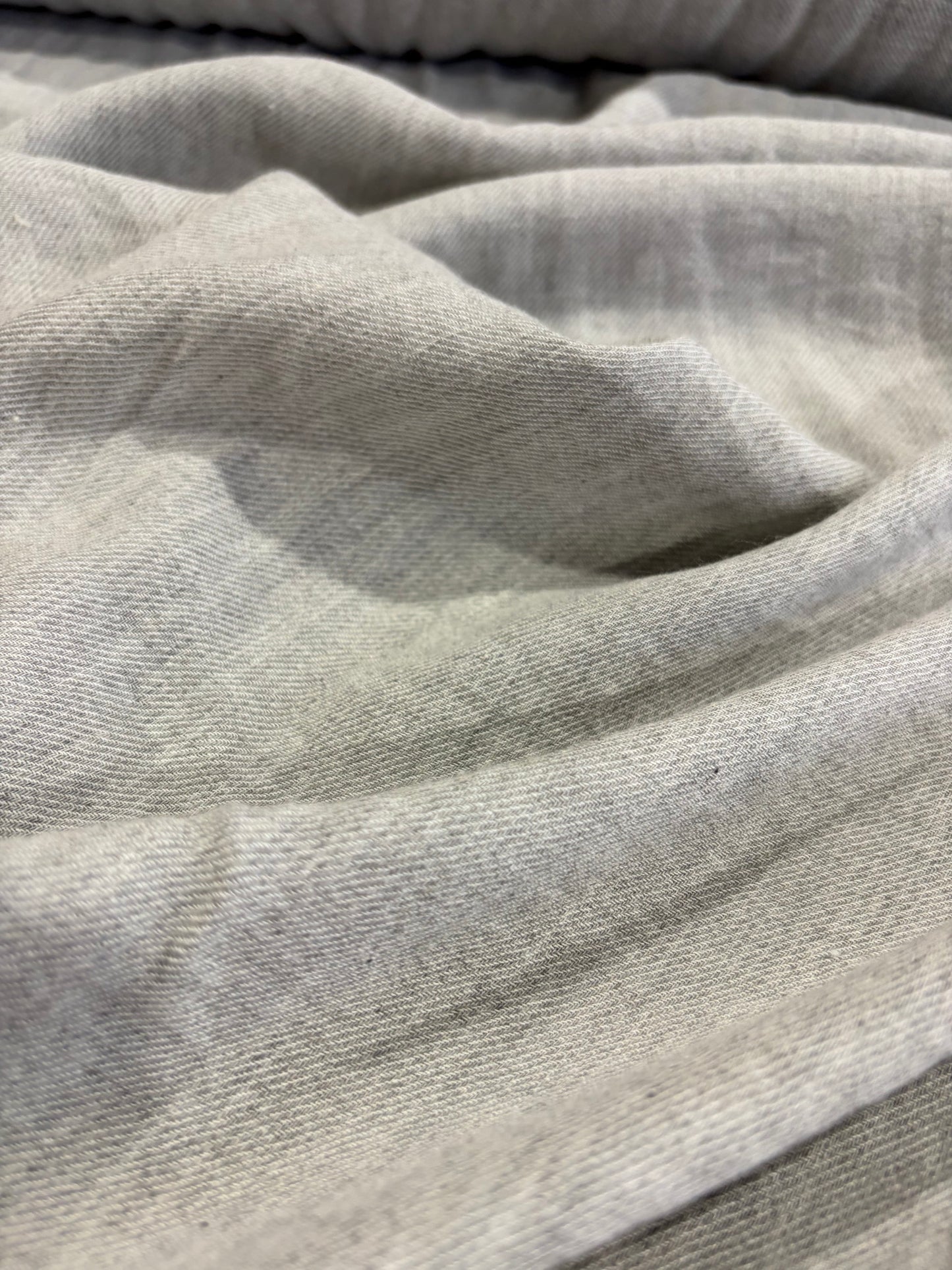 FREDO 031 viscose wool light grey