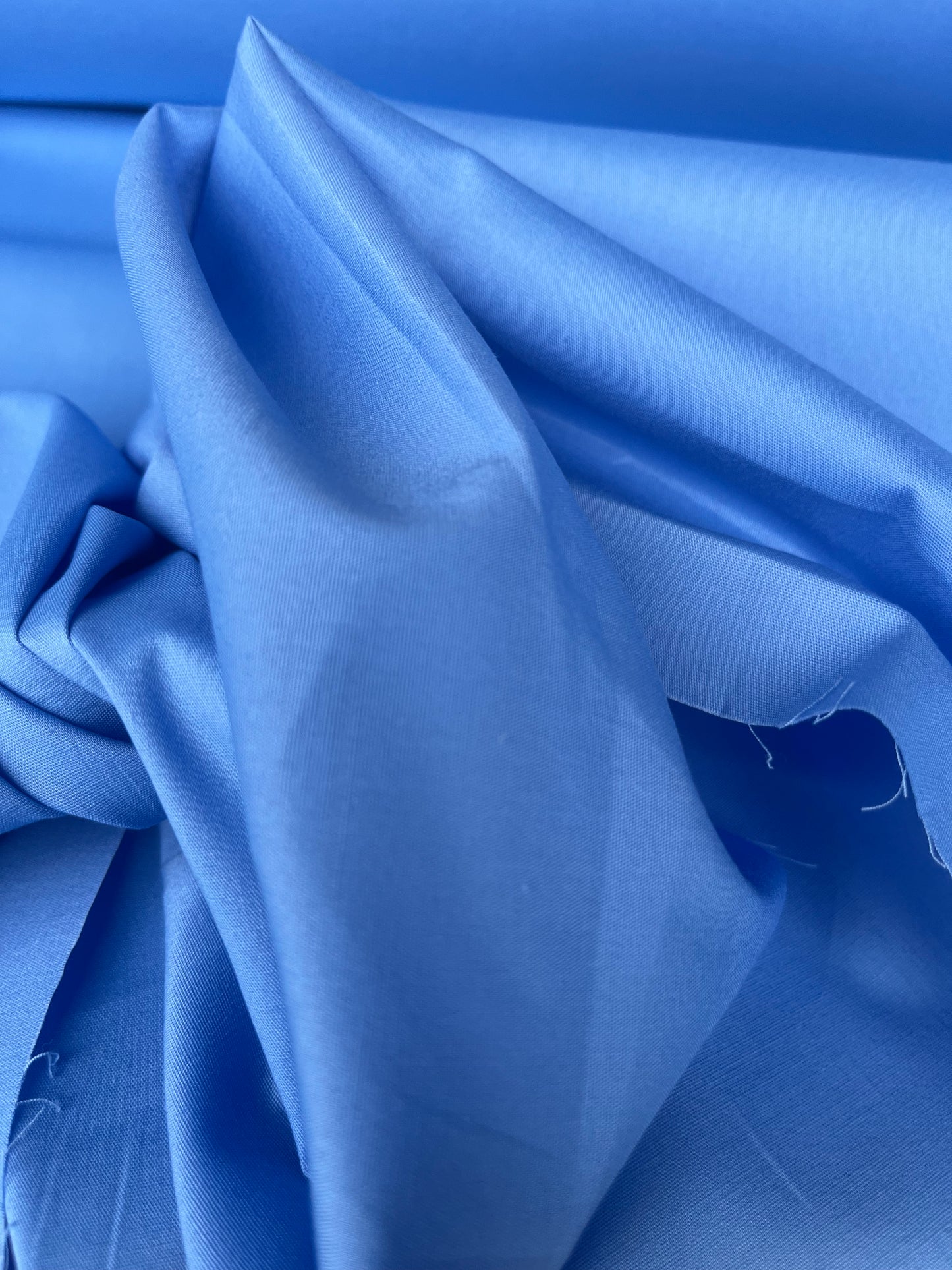 Poplin stretch prestige mid blue B02