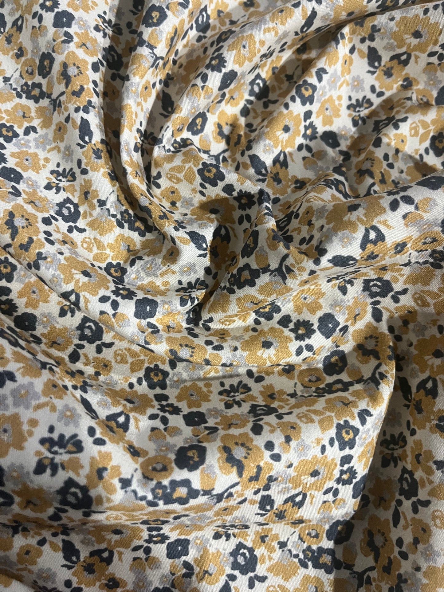 DAMIANO 015 twill cotton stretch ditsy flowers
