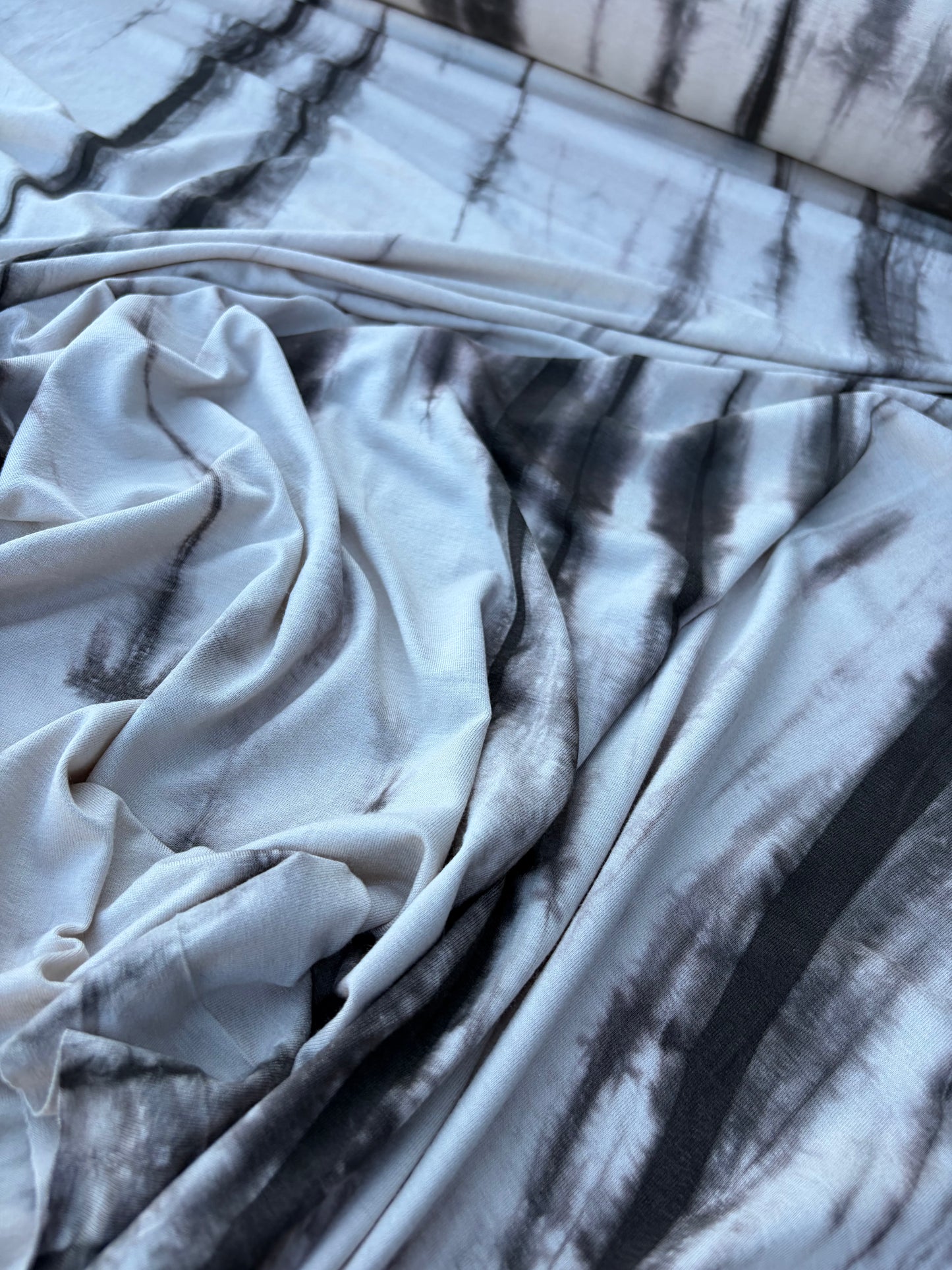CHARLY 014 jersey viscose elasthane tie-dye