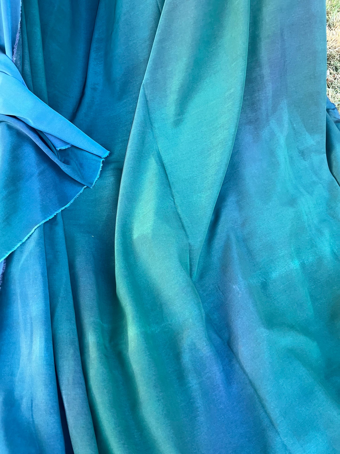 Solstice collection 17 cupro/viscose petrol/green/blue tie-dye fabric