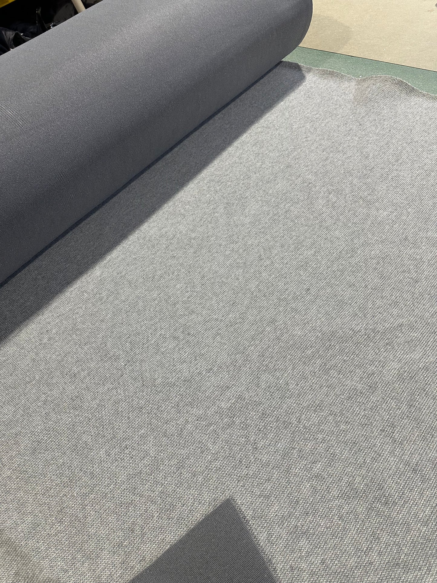 Flip side 315 wool contrecollé cable structure light grey