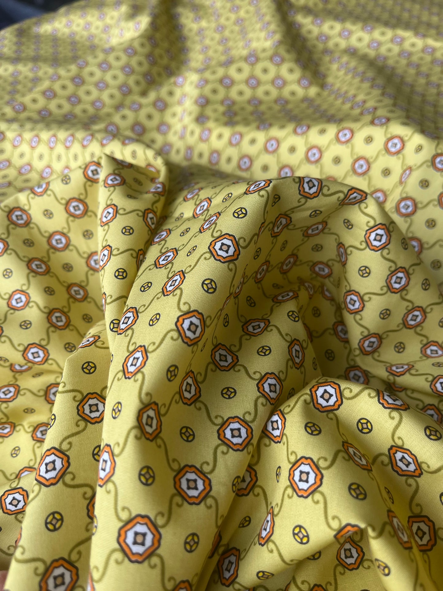 In the Garden 8 cotton bachette yellow geometrical print