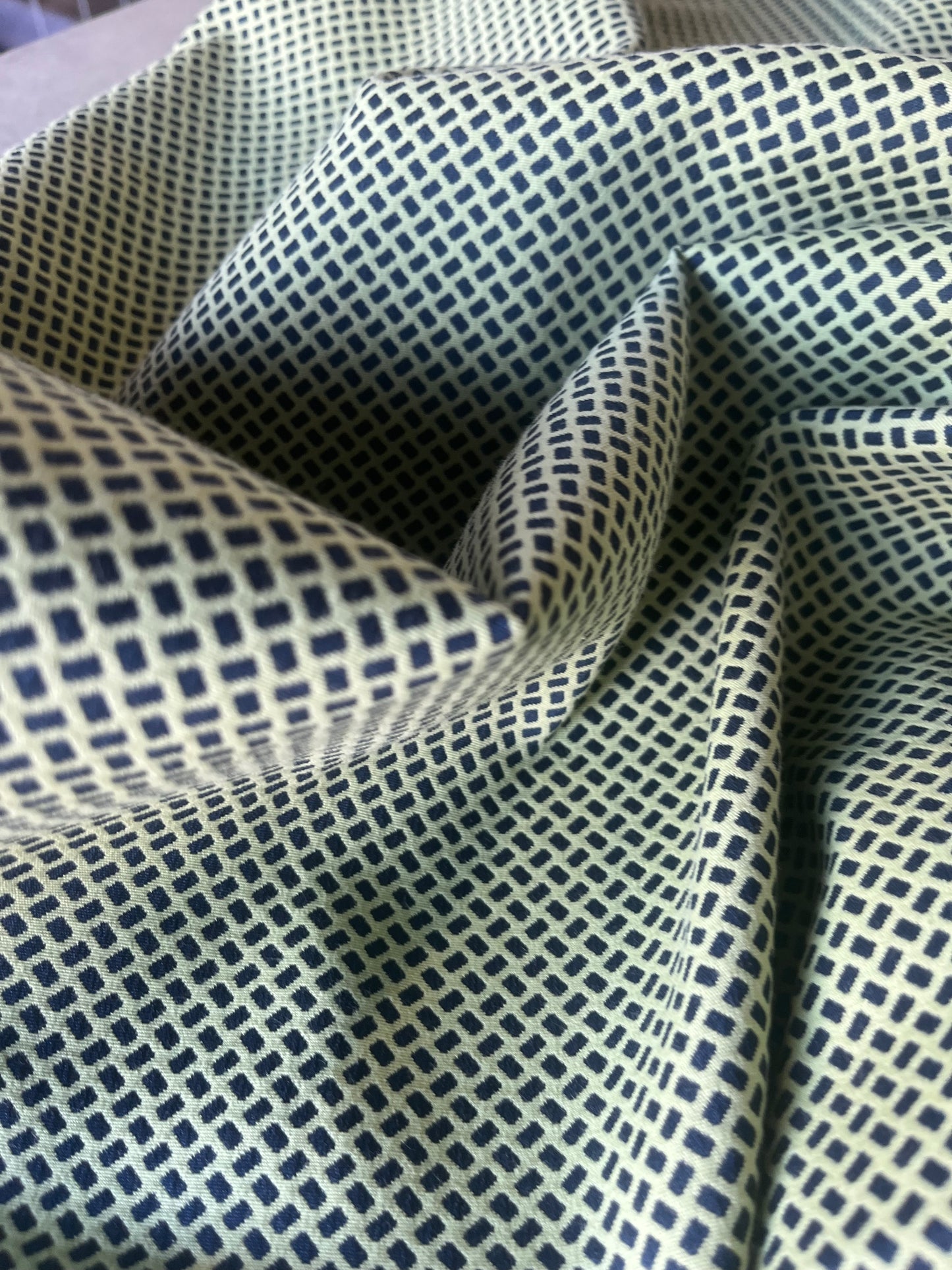 In The Garden 15 stretch jacquard navy/lemon small design