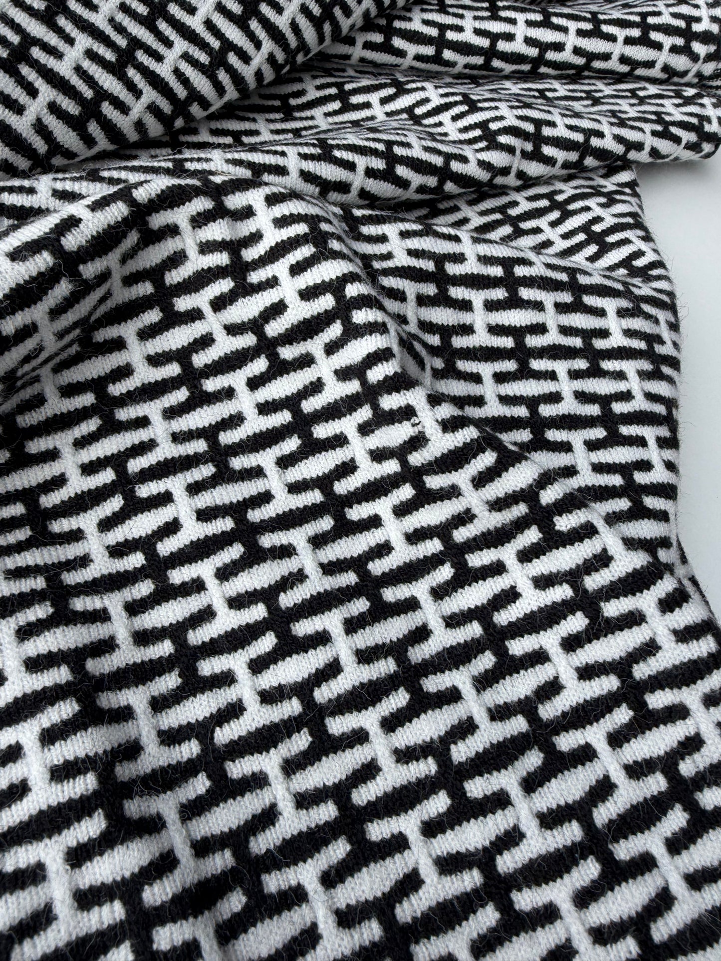 DARREN 025 wback/white logo jersey jacquard