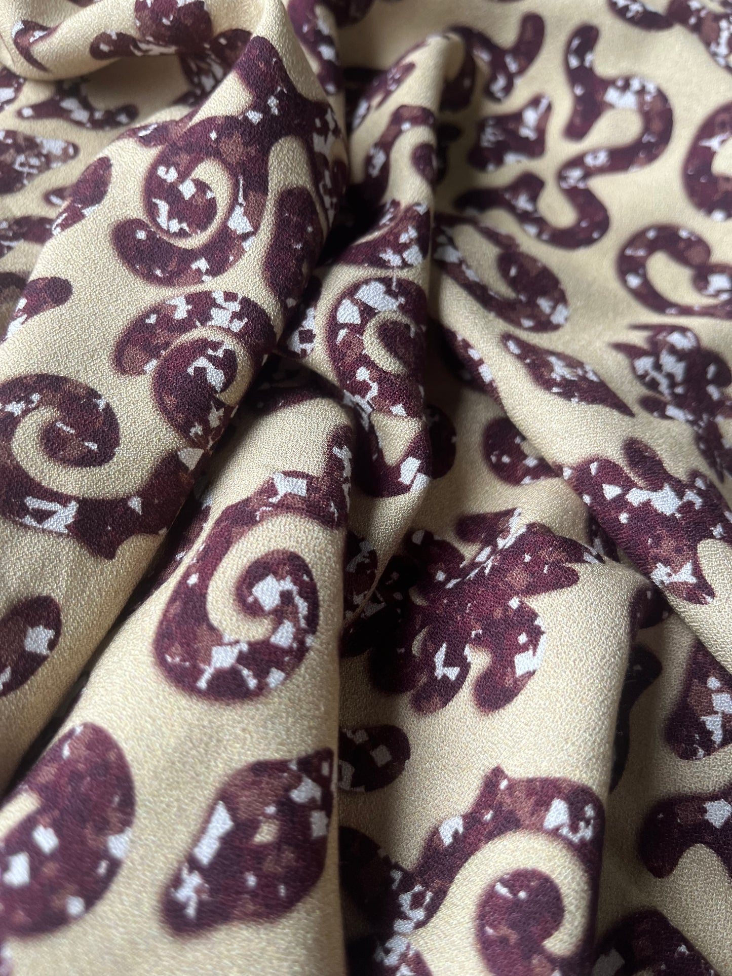 ATILLA 037 crêpe viscose ornamental print