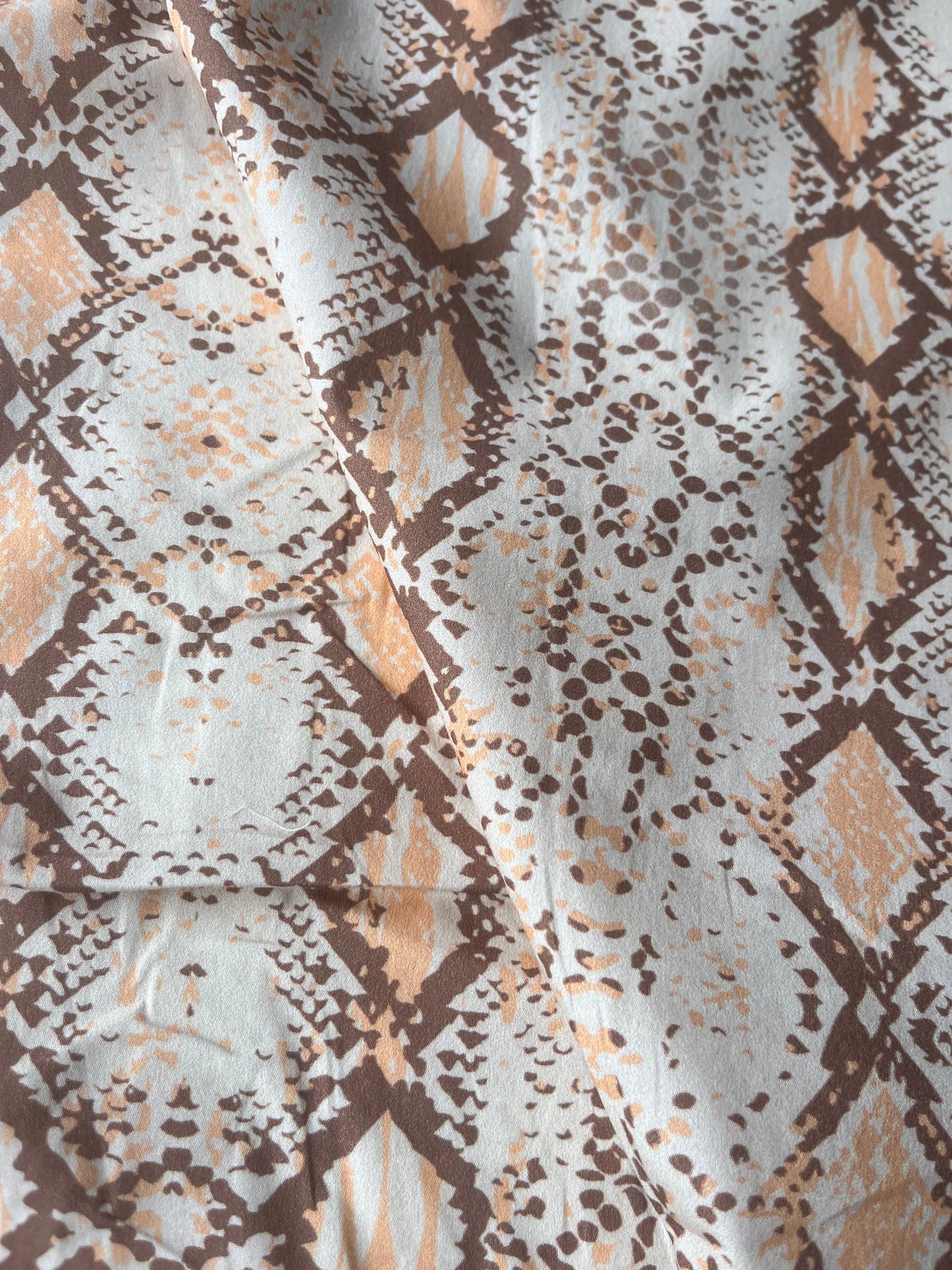 ATILLA 038 silky poplin snake digital