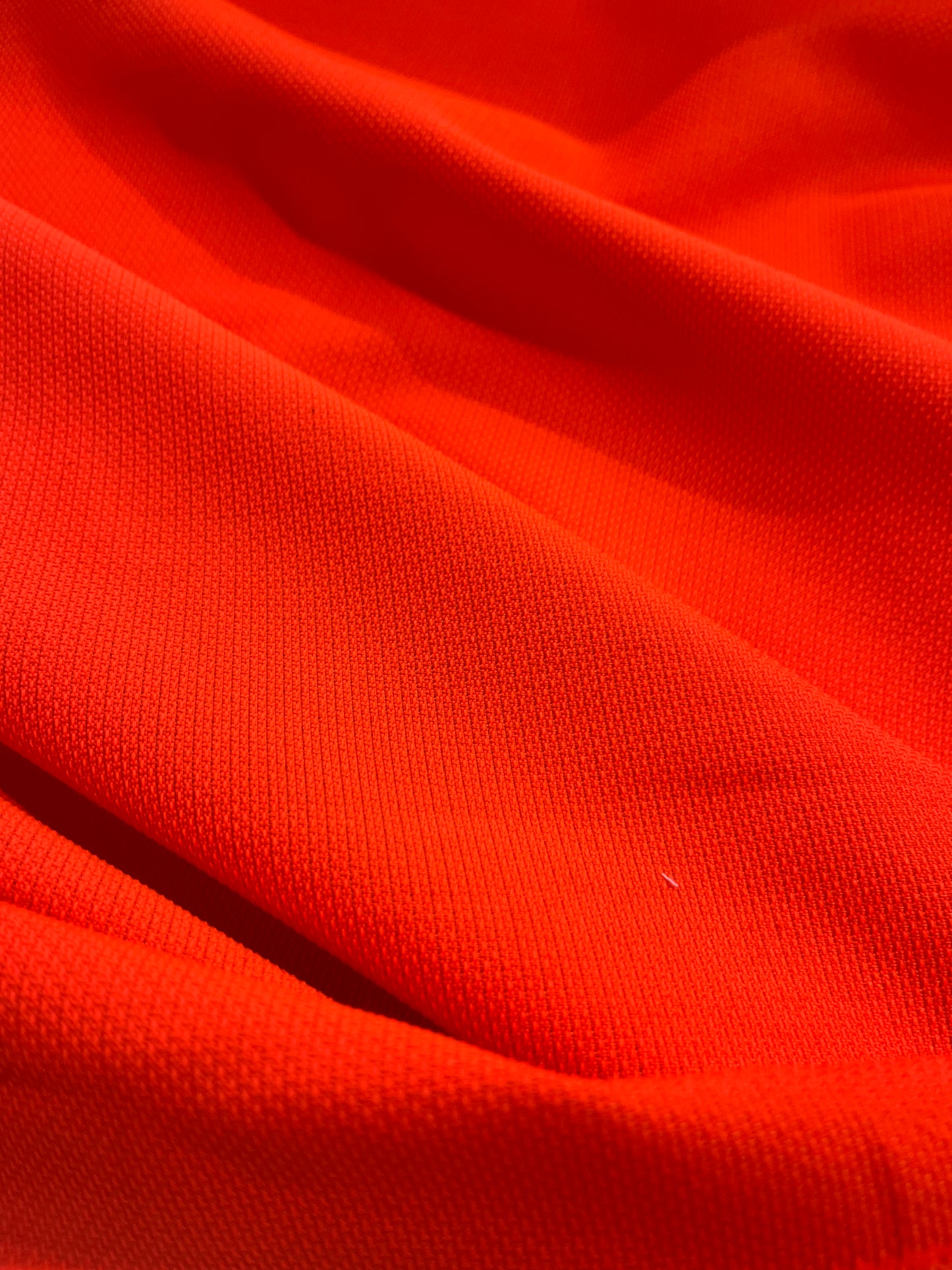 AMOS 036 structured cotton bright orange