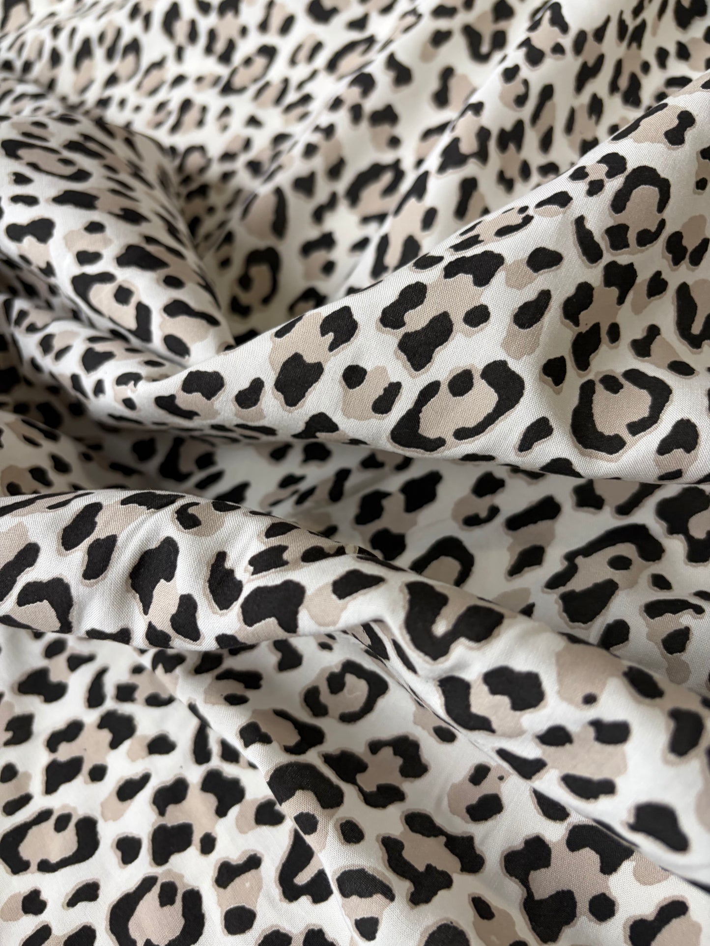PAZZO 011 cotton voile animalier print