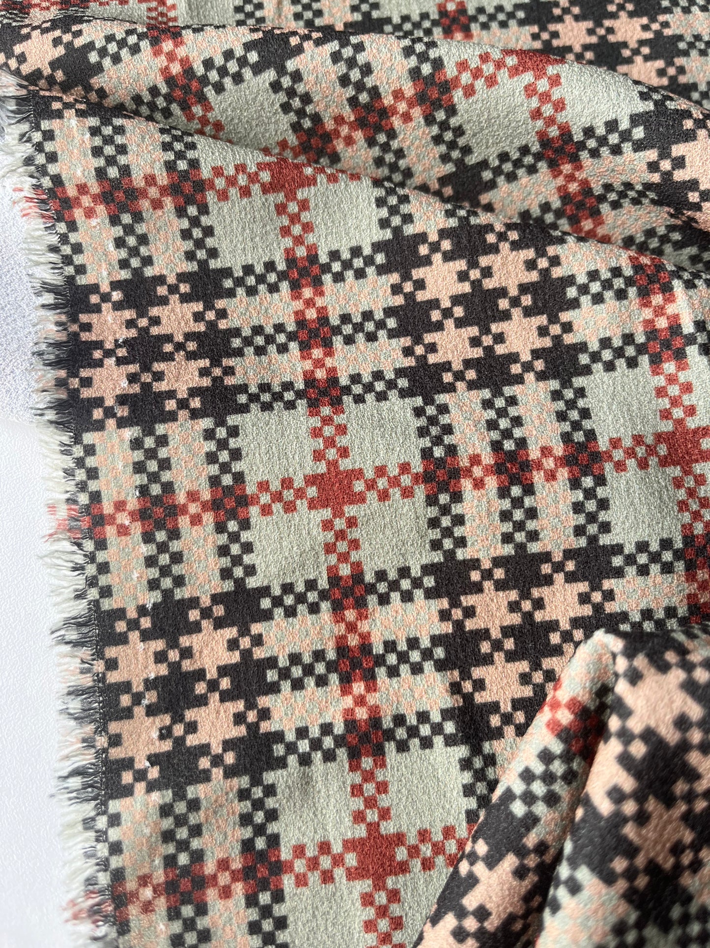 ATILLA 042 heavy crêpe with checkered print