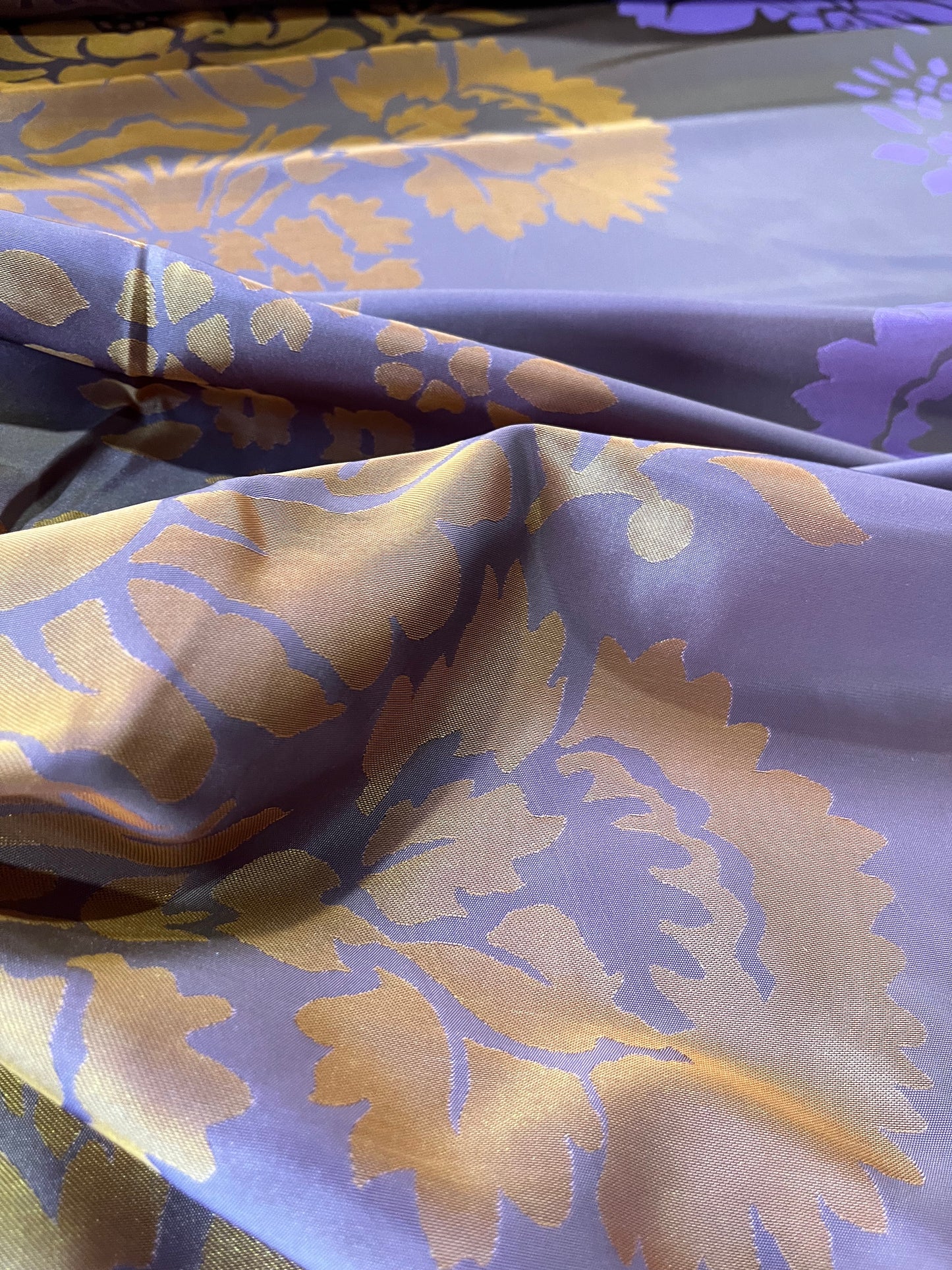 G01 CAN 021 jacquard taffetas mauve