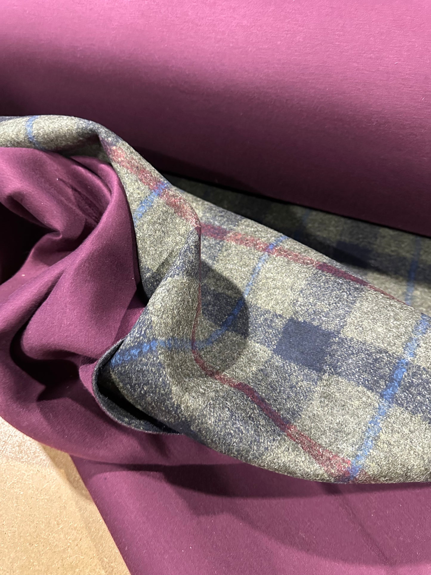 Flip side 515 tartan navy, Bordeaux double face aubergine