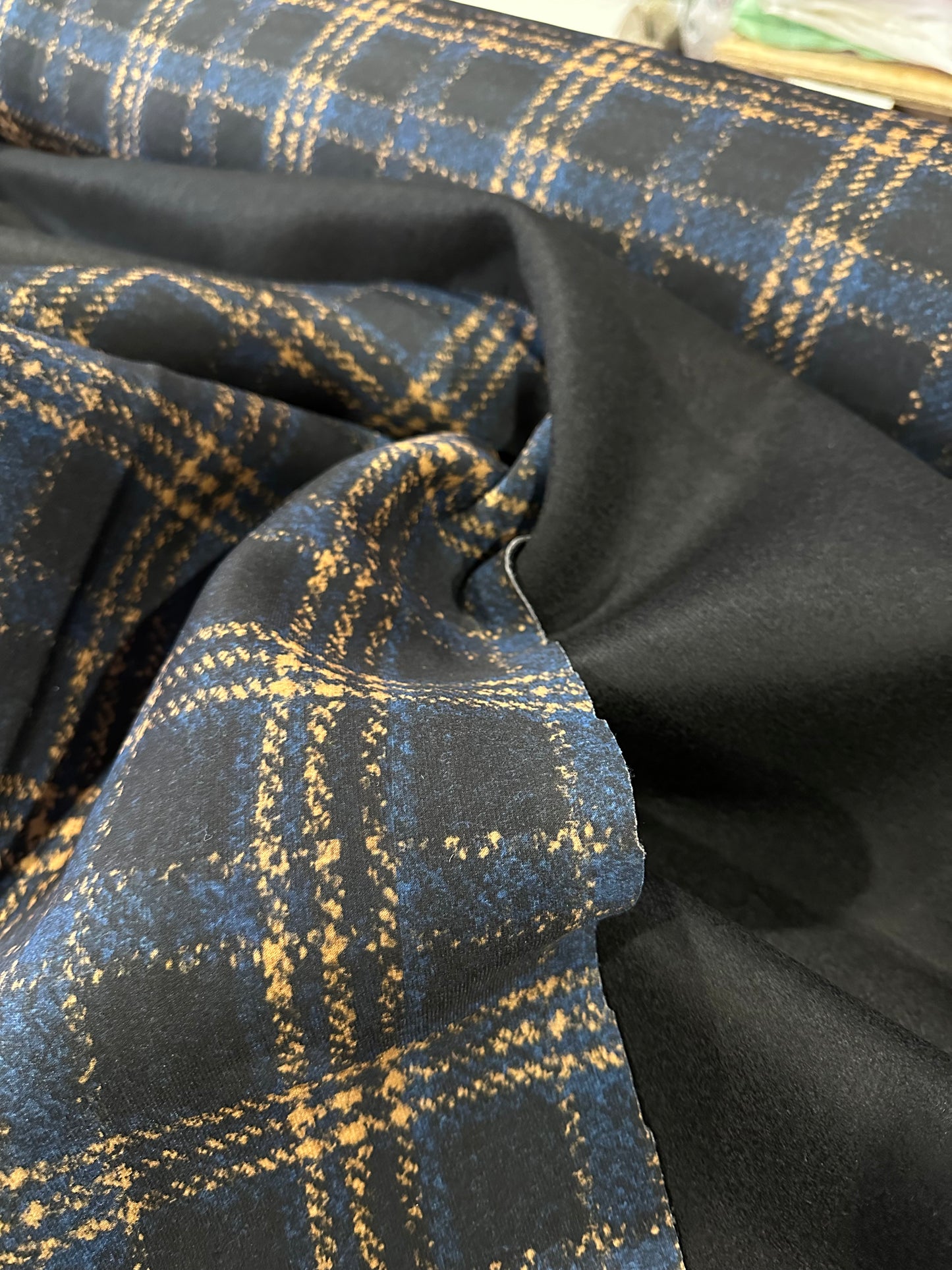 Flip side 540 orange blue check double face black