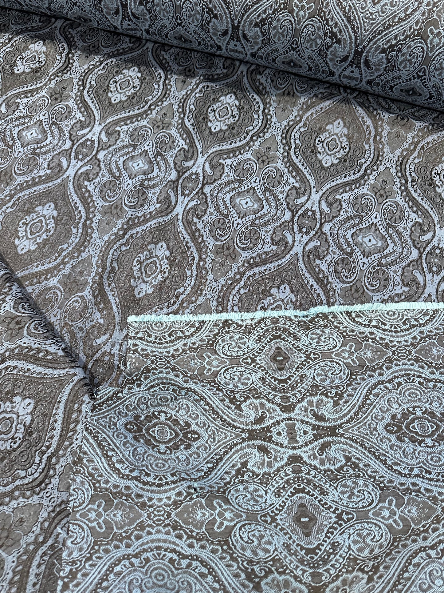 Jacques 140 jacquard wallpaper design blue/black