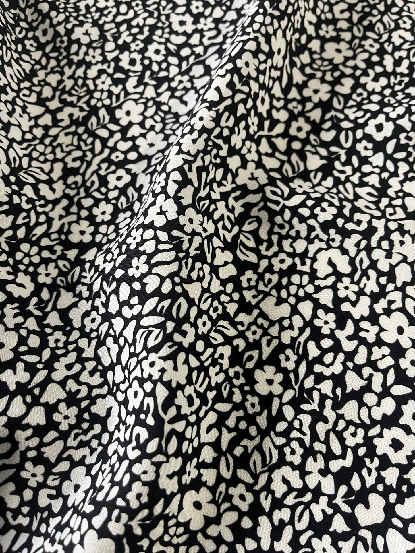BACCHUS 009 slub viscose linen ditsy flowers