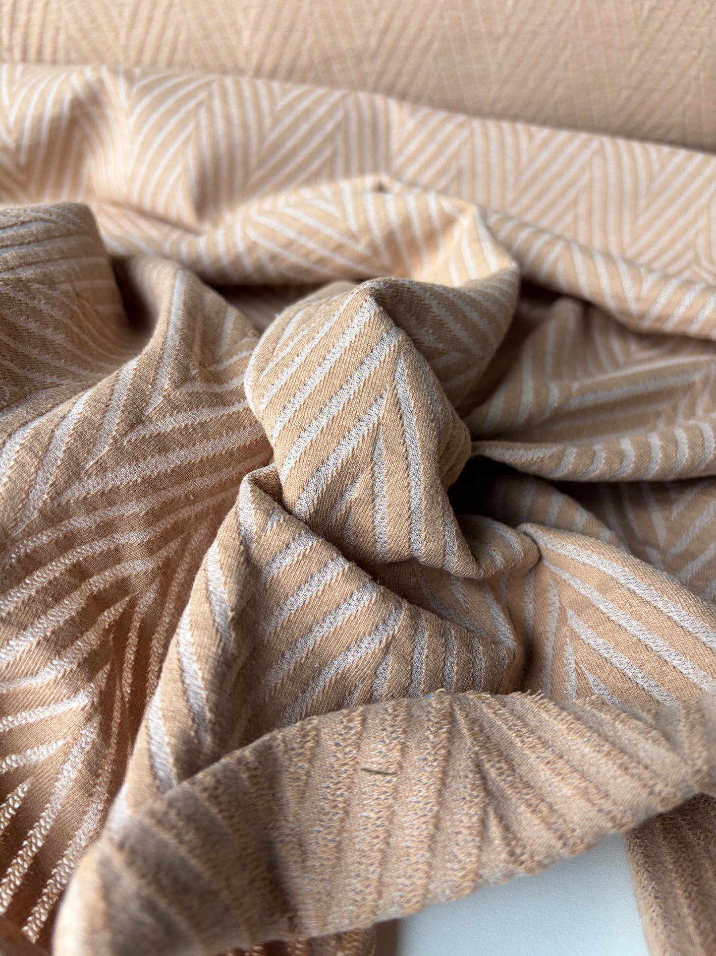 TOTO 036 cotton jersey jacquard chevron sand