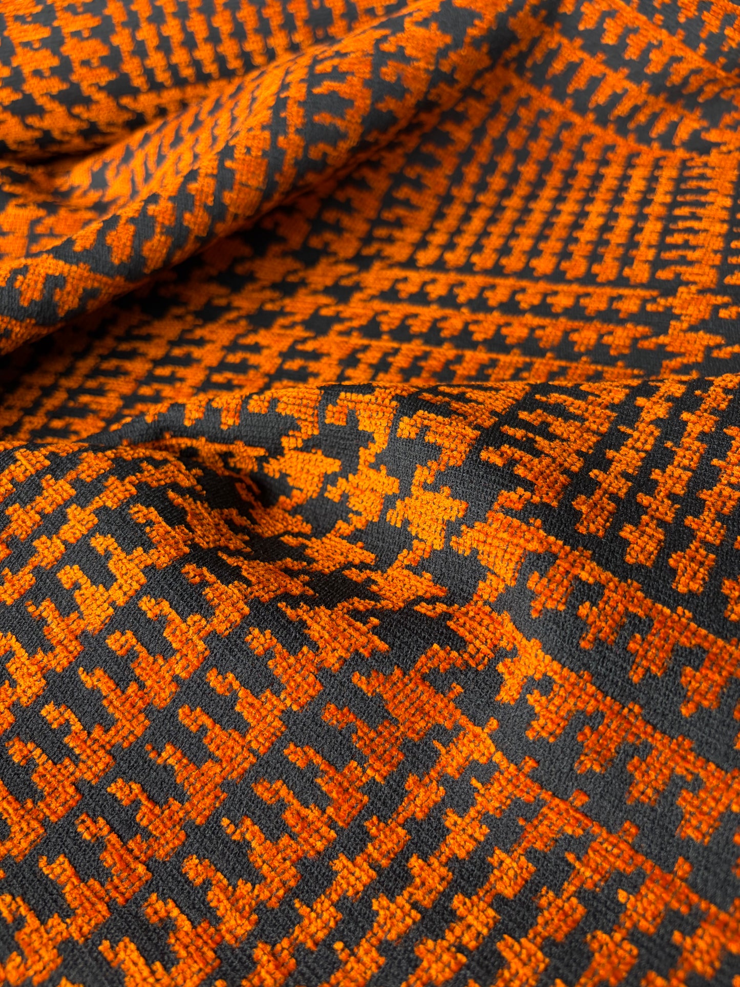 TOTO 041 heavy chenille jacquard orange Prince de Galles