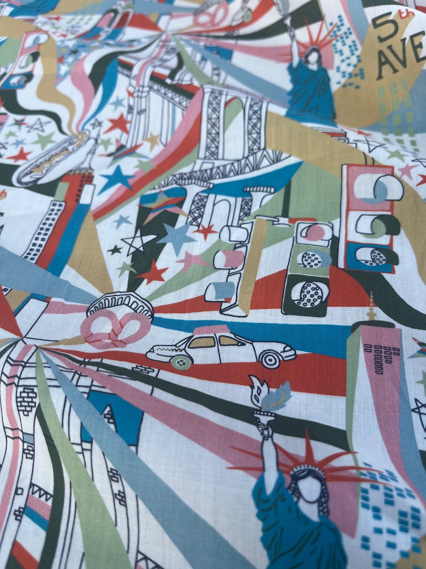 Blandine 028 poplin print "New York"