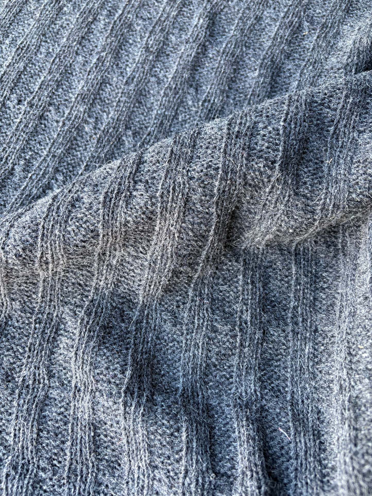 FELICE 020 anthracite coloured knitted cable cotton/wool