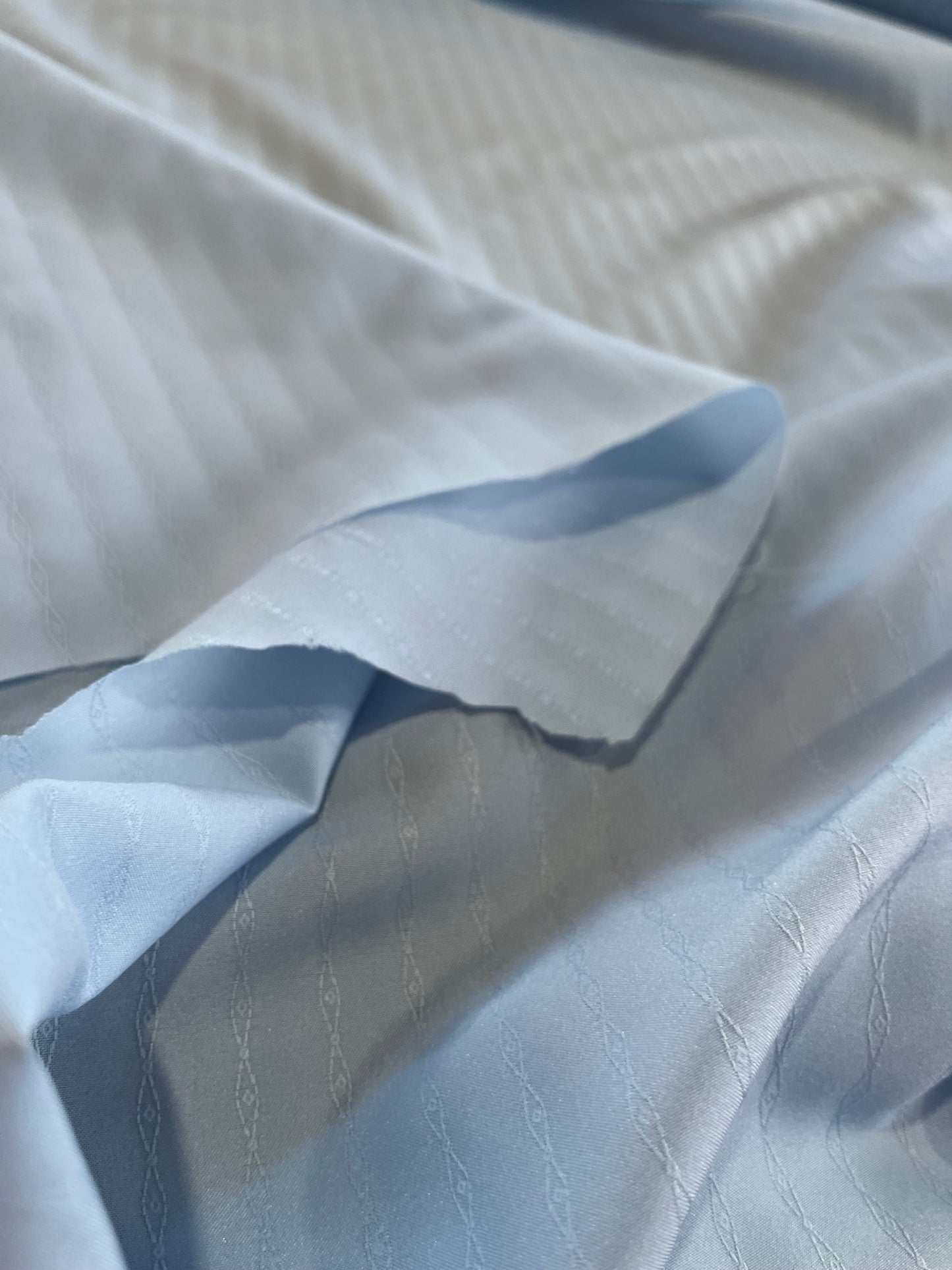E 02 Fantasy blouse fabric light blue