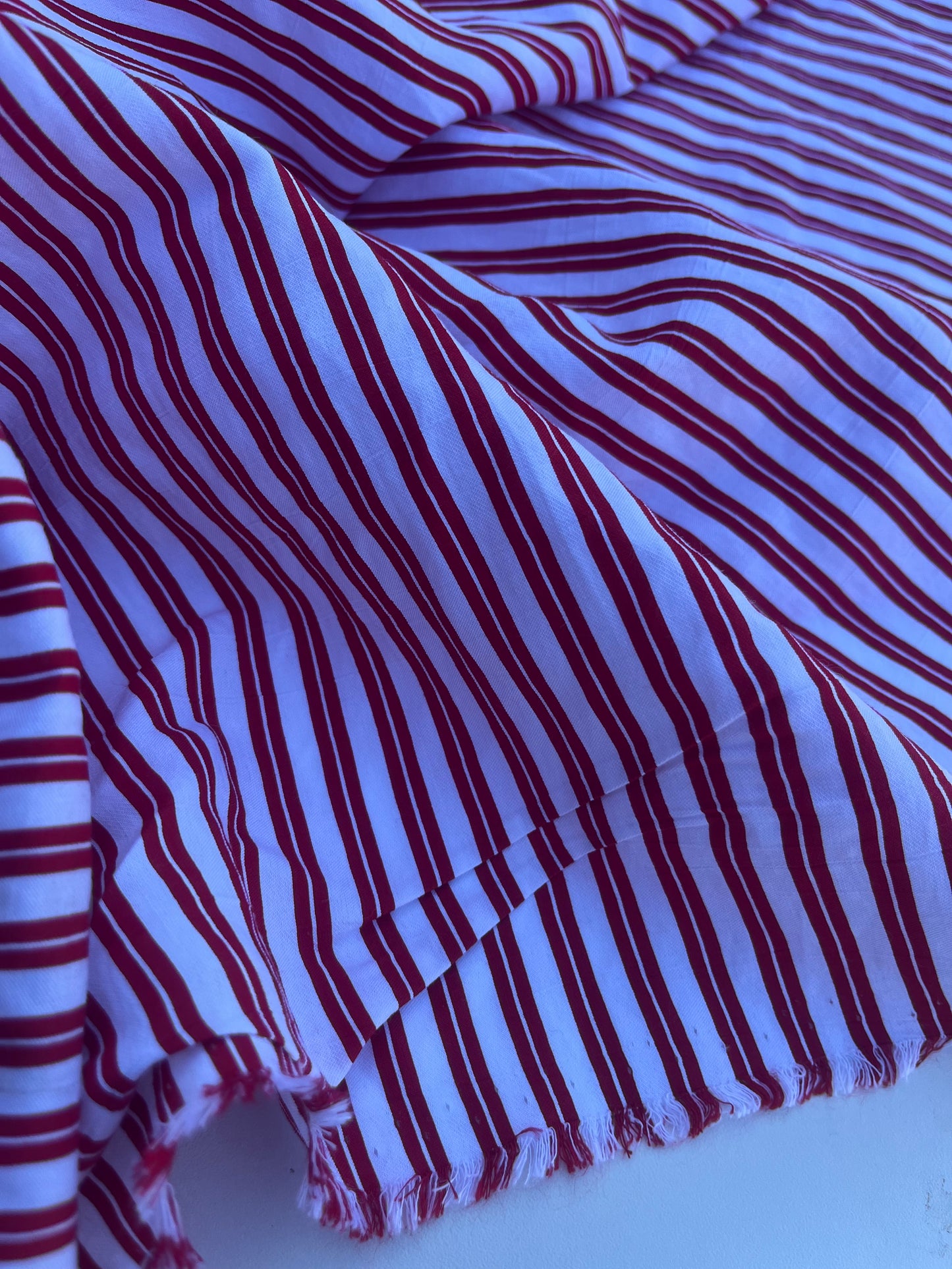 NENA 033 colourwoven cotton stripe white/red