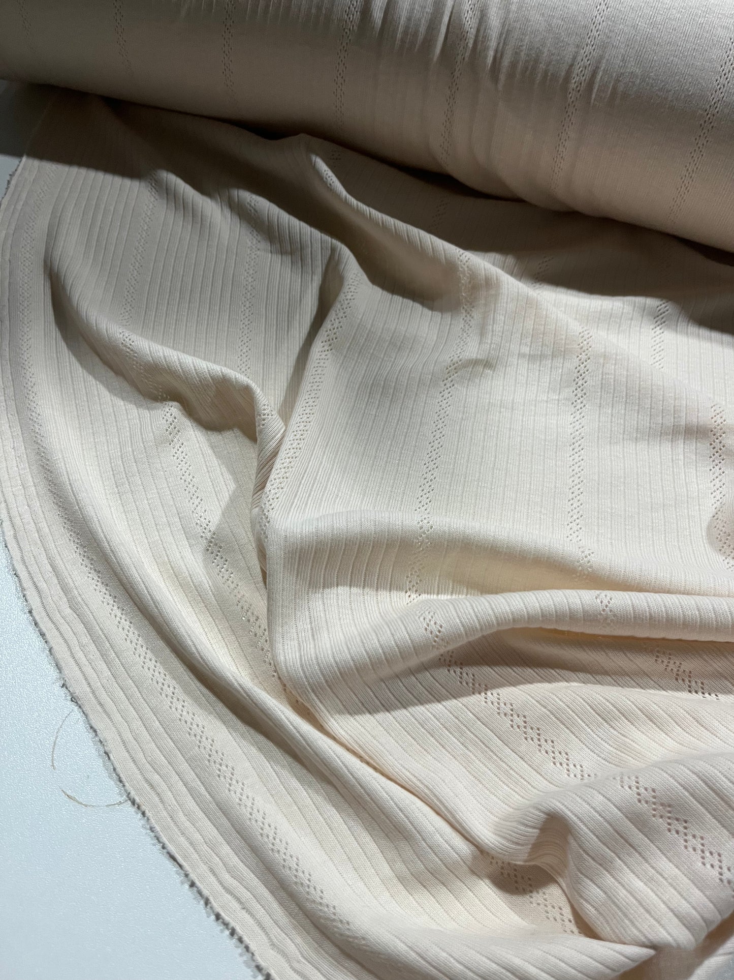 Soft Origin 027 cotton jersey ajouré cream